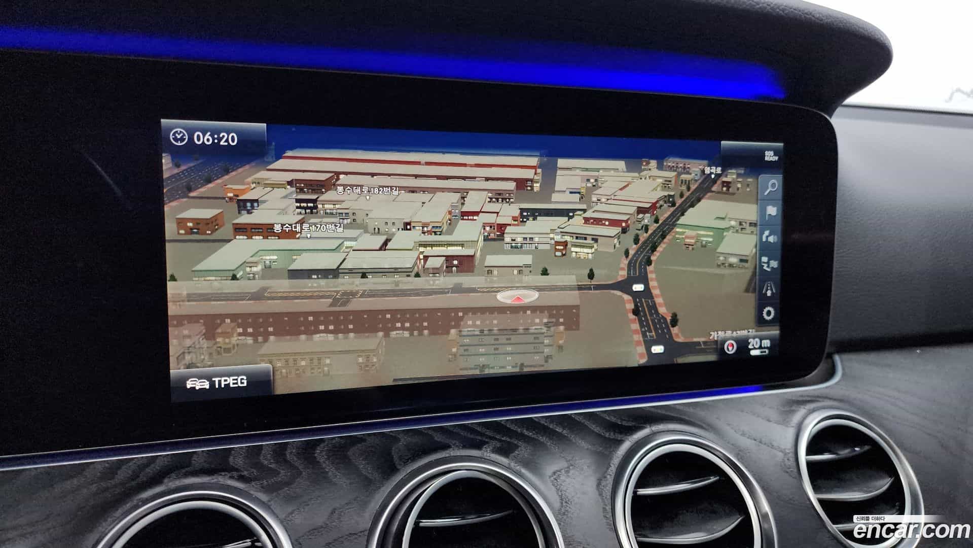 E-Class Mercedes-Benz 2017.8-OPTION-018