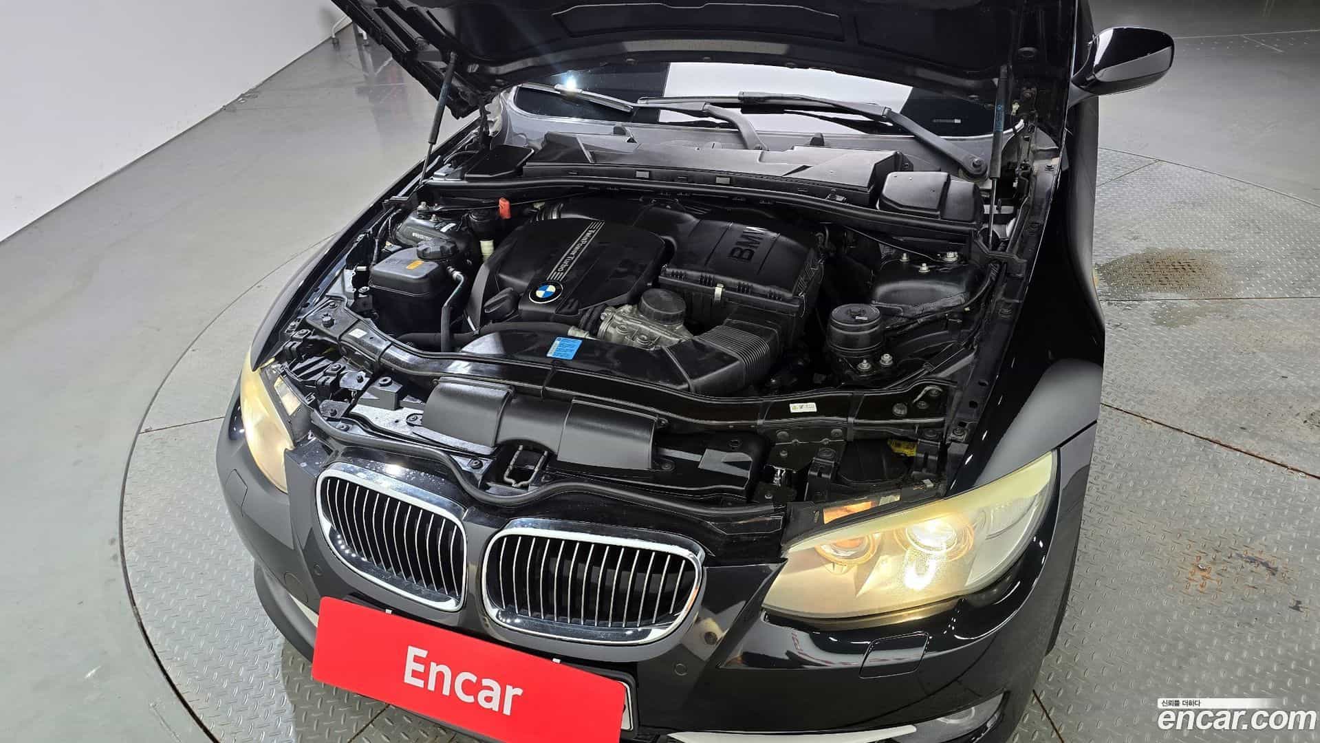 3-Series BMW 2010.6-INNER-006