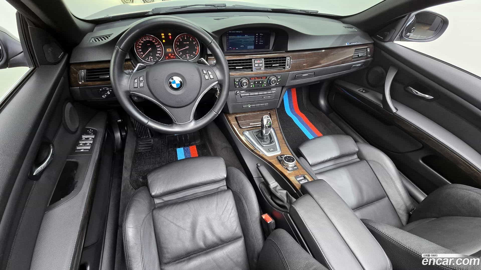 3-Series BMW 2010.6-INNER-007
