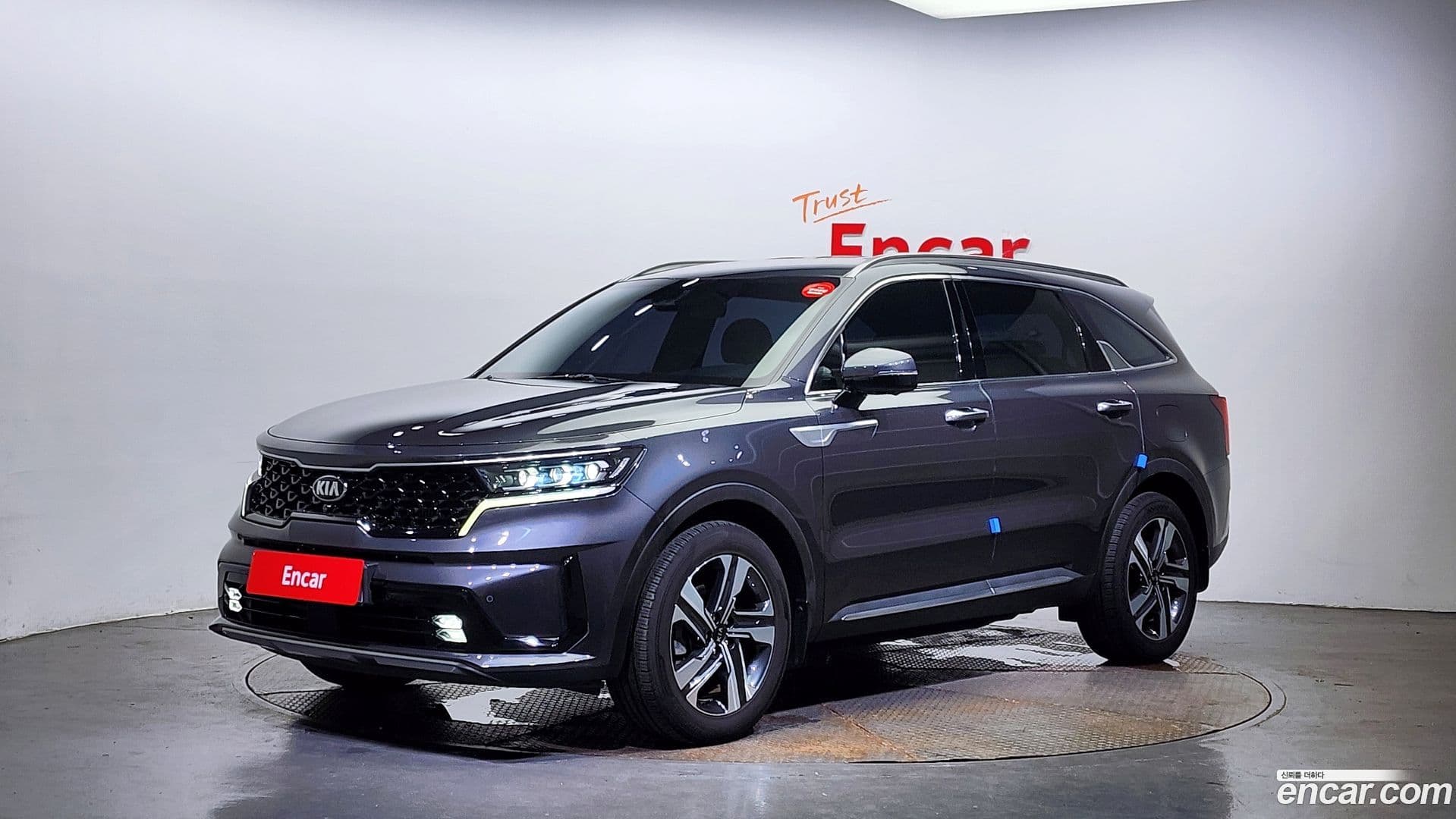 Main__Slider__Photo:Sorento Kia 2020.6-0