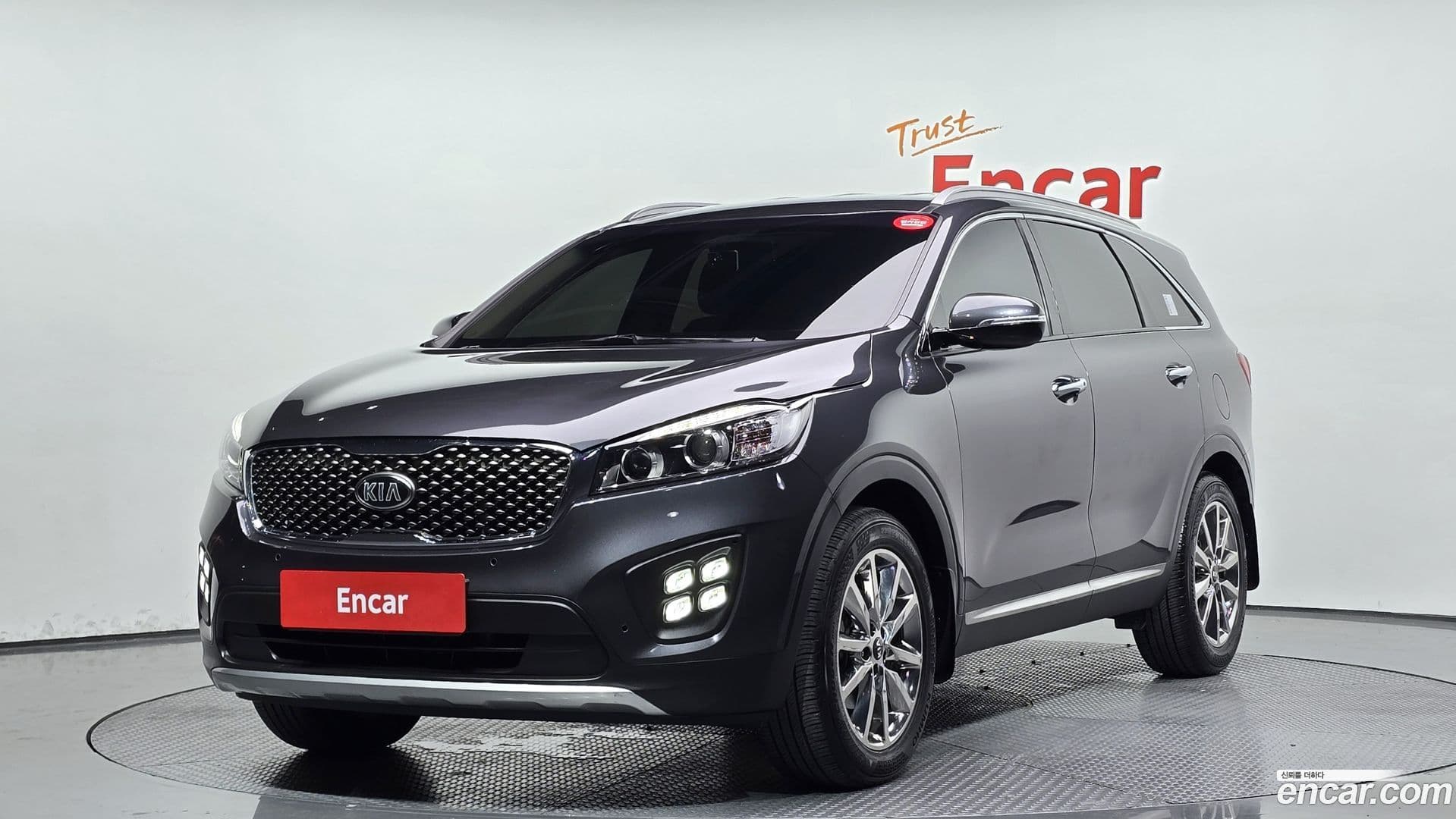 Main__Slider__Photo:Sorento Kia 2016.7-0