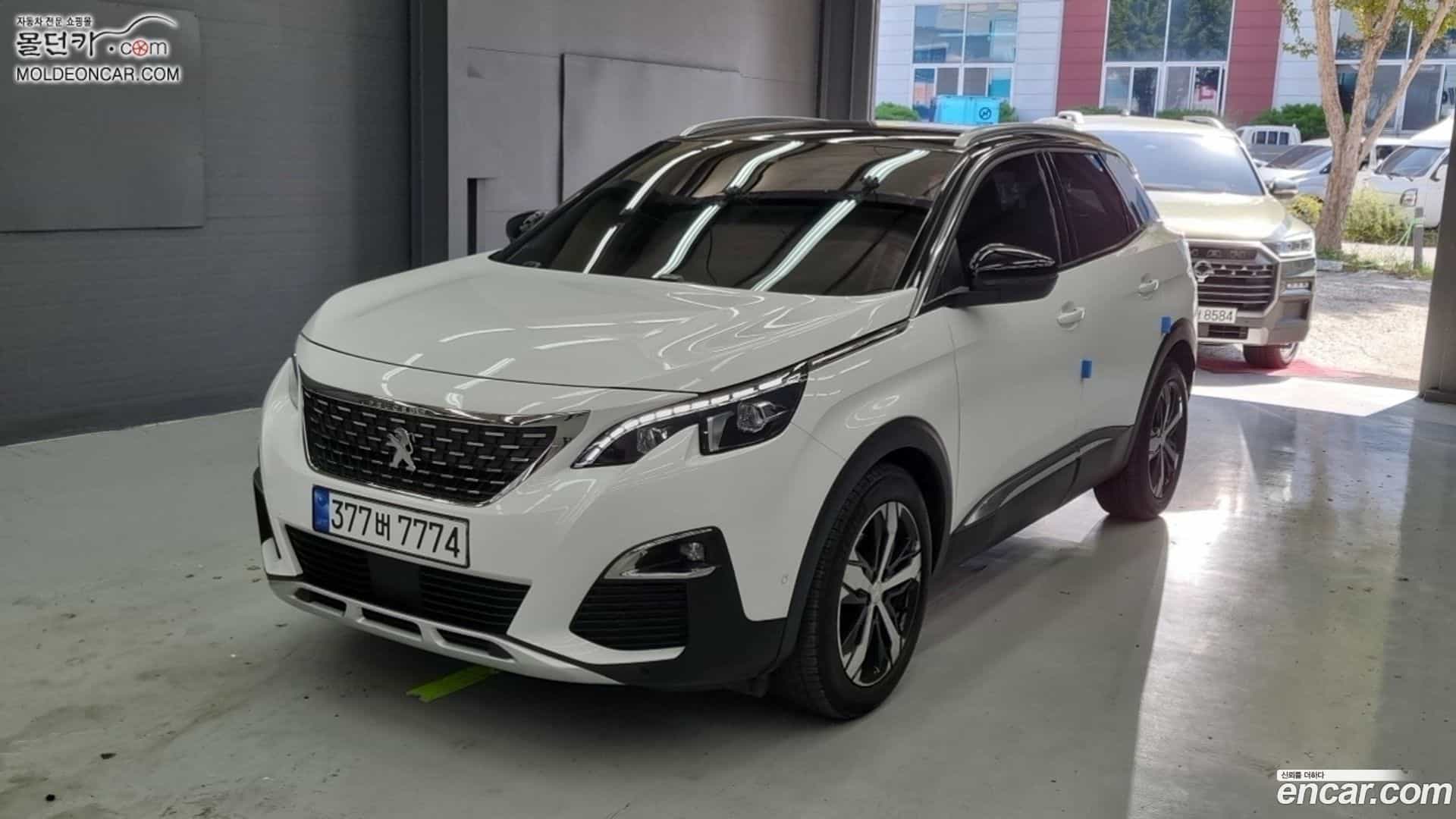3008 Peugeot 2019.2-OUTER-001