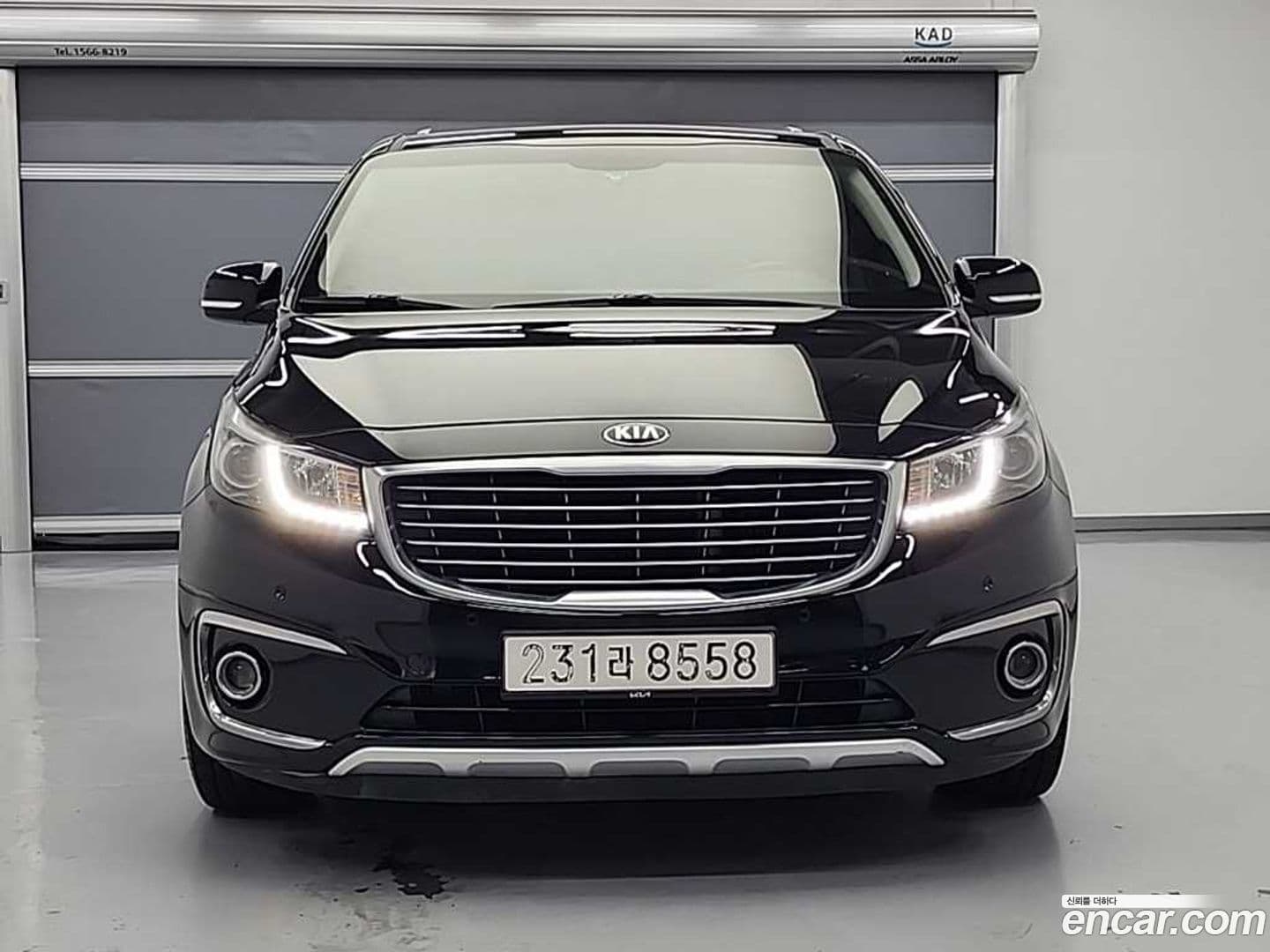 Main__Slider__Photo:Canival Kia 2017.3-0