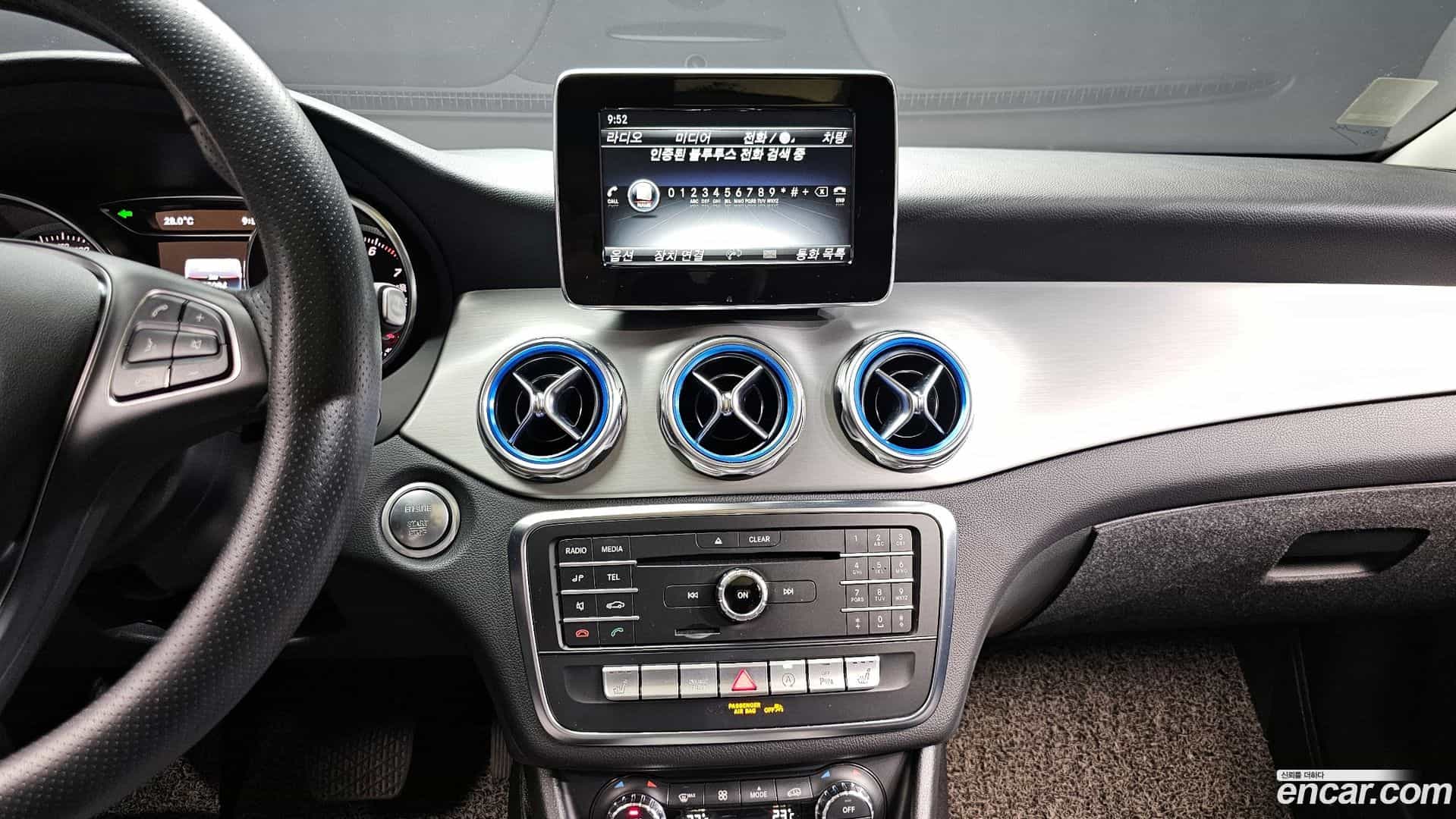 GLA-Class Mercedes-Benz 2019.3-OPTION-018