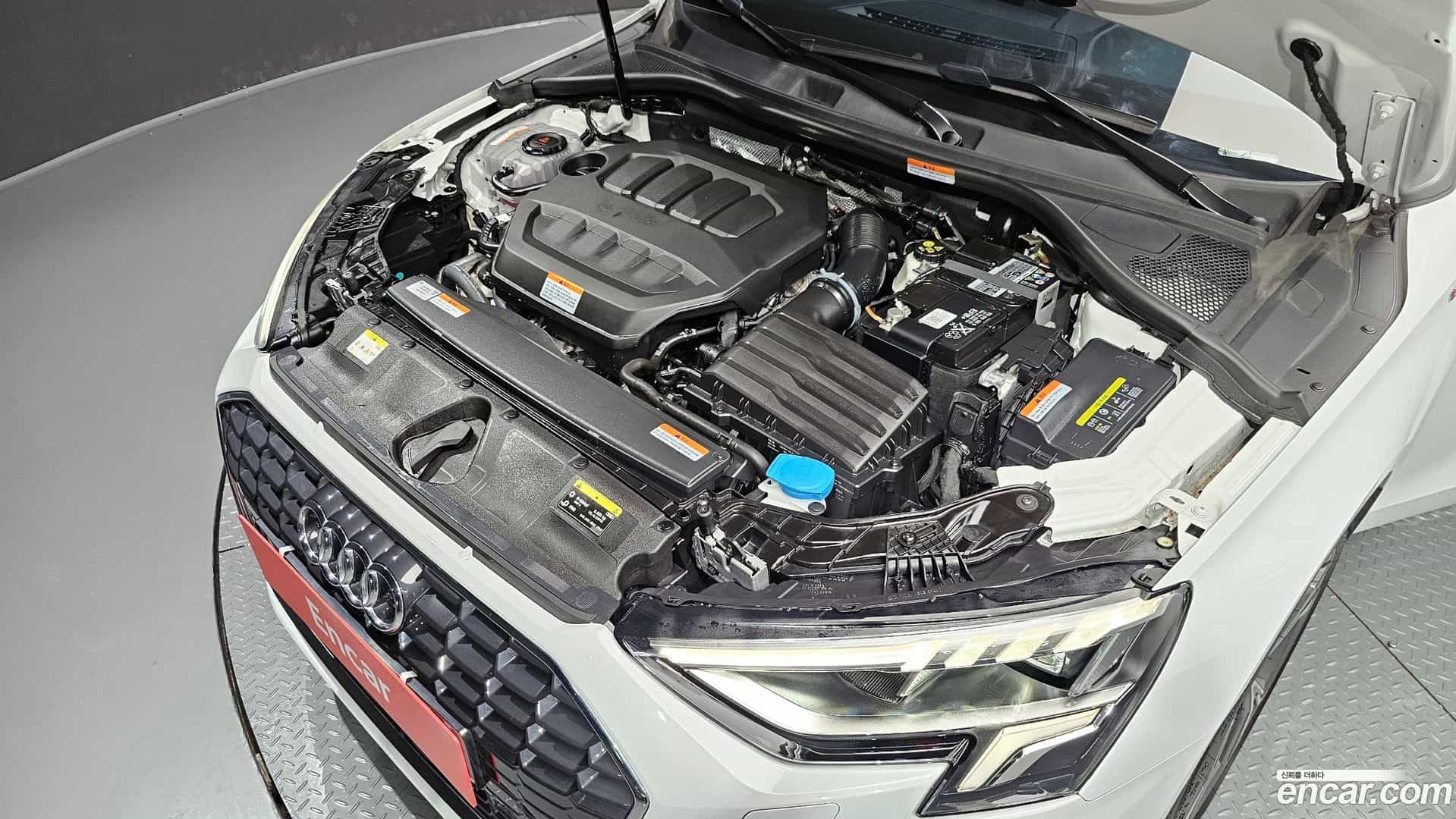 A3 Audi 2023.11-INNER-006