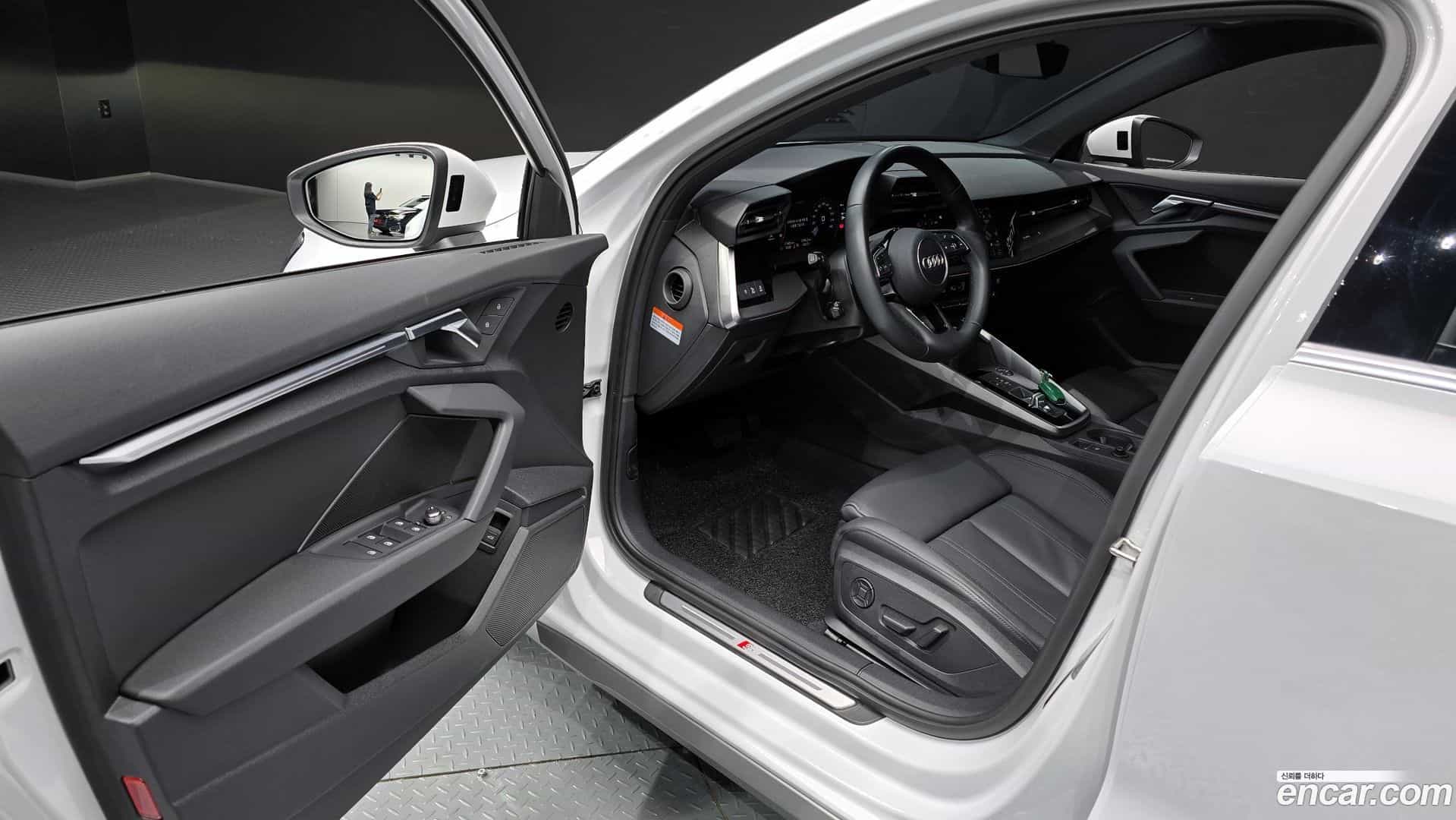 A3 Audi 2023.11-INNER-010