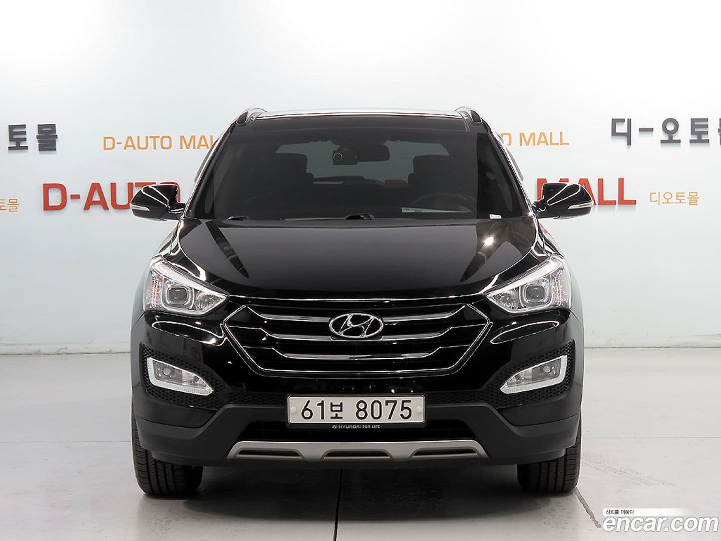 Main__Slider__Photo:Santafe Hyundai 2014.9-0