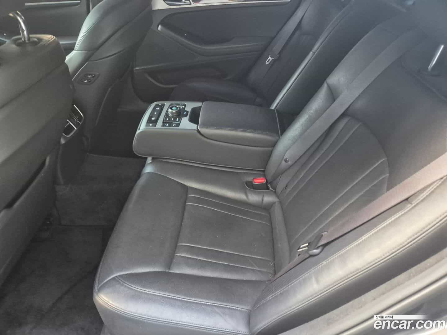 G80 Genesis 2017.6-OPTION-015