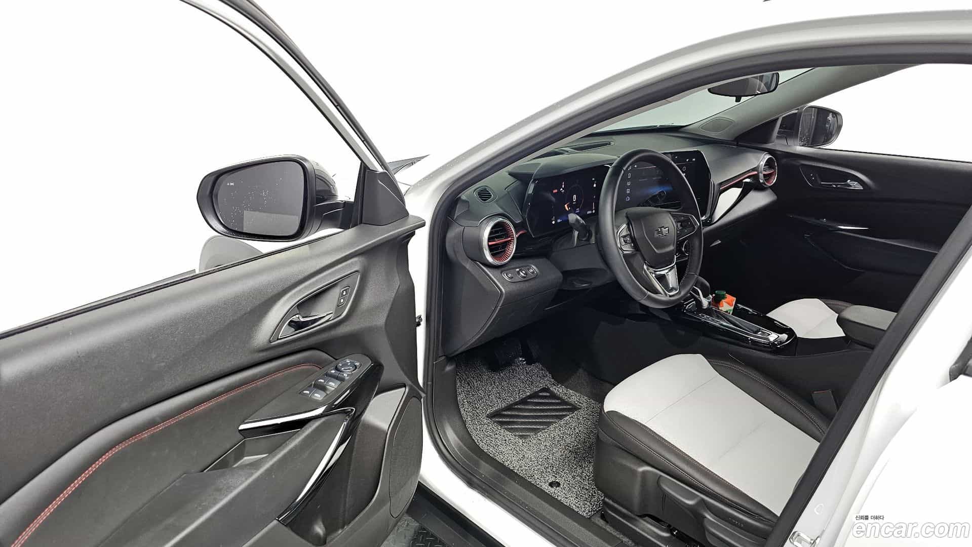 Trax Chevrolet 2024.6-INNER-010