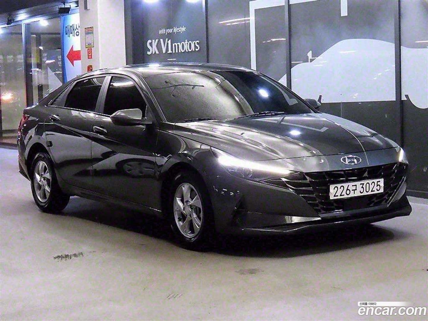 Main__Slider__Photo:AVANTE Hyundai 2022.3-0