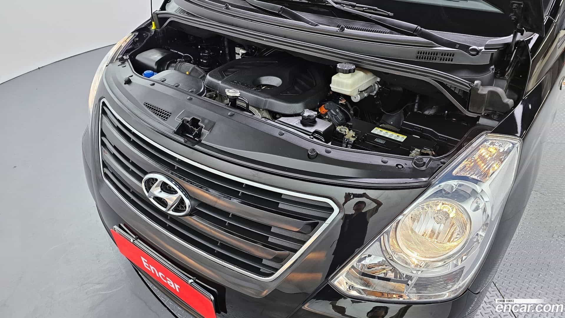 Starex Hyundai 2016.1-INNER-006
