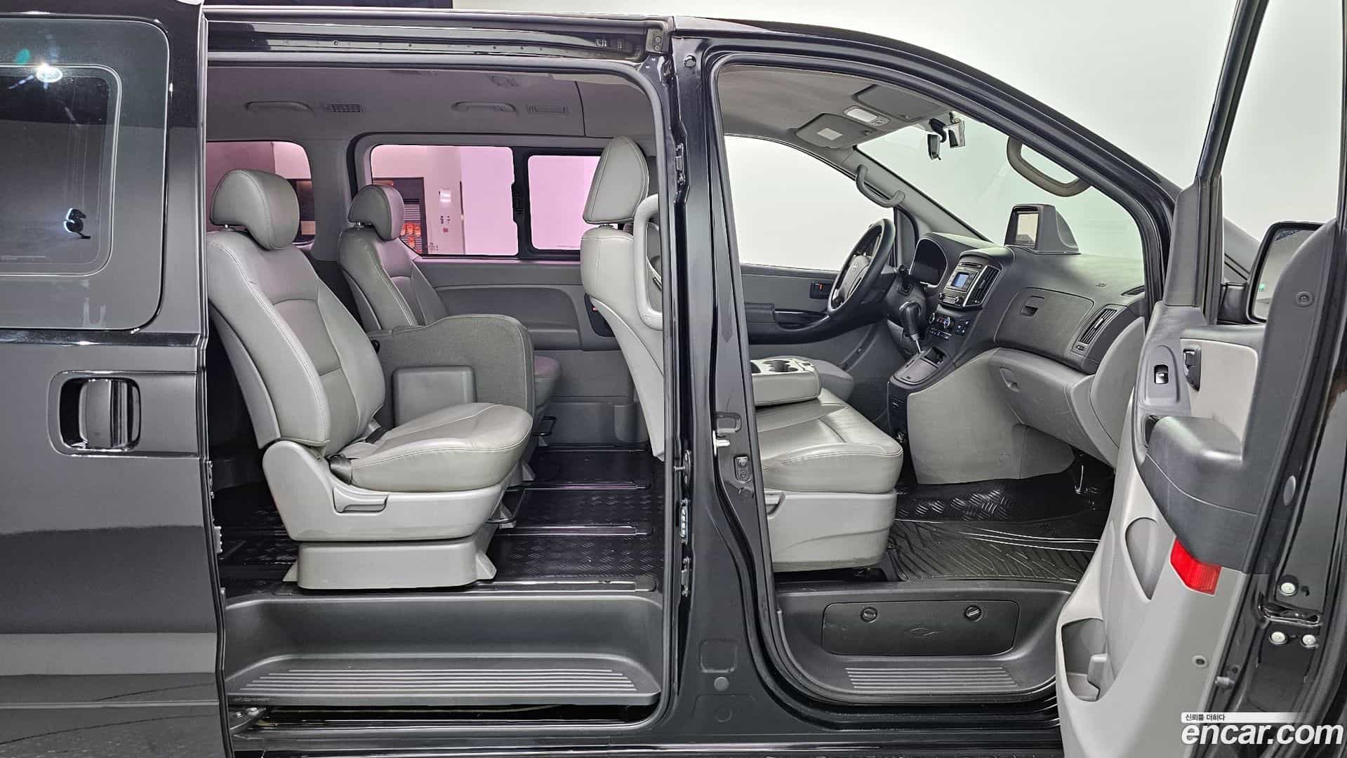 Starex Hyundai 2016.1-OPTION-015