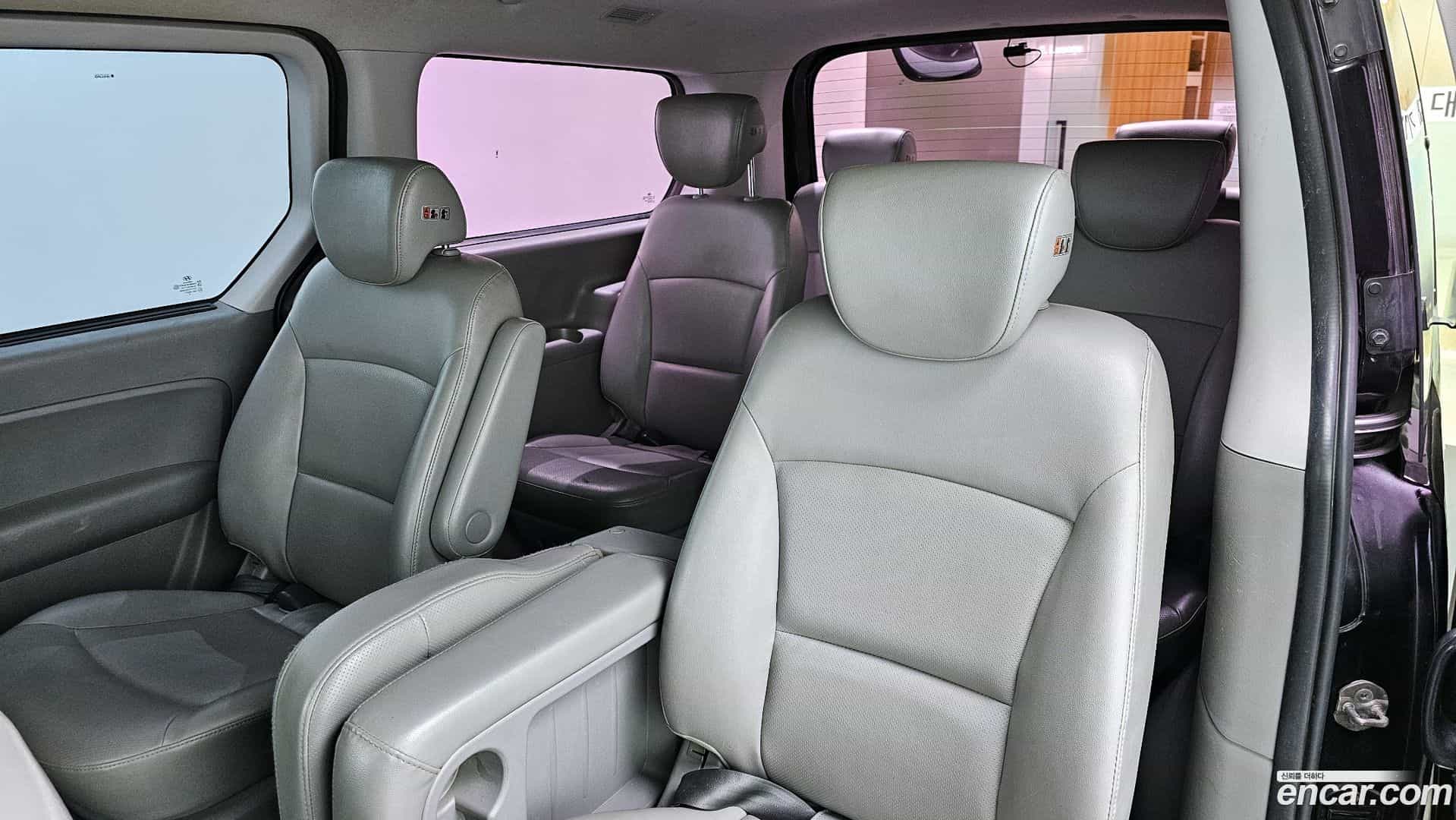 Starex Hyundai 2016.1-OPTION-016