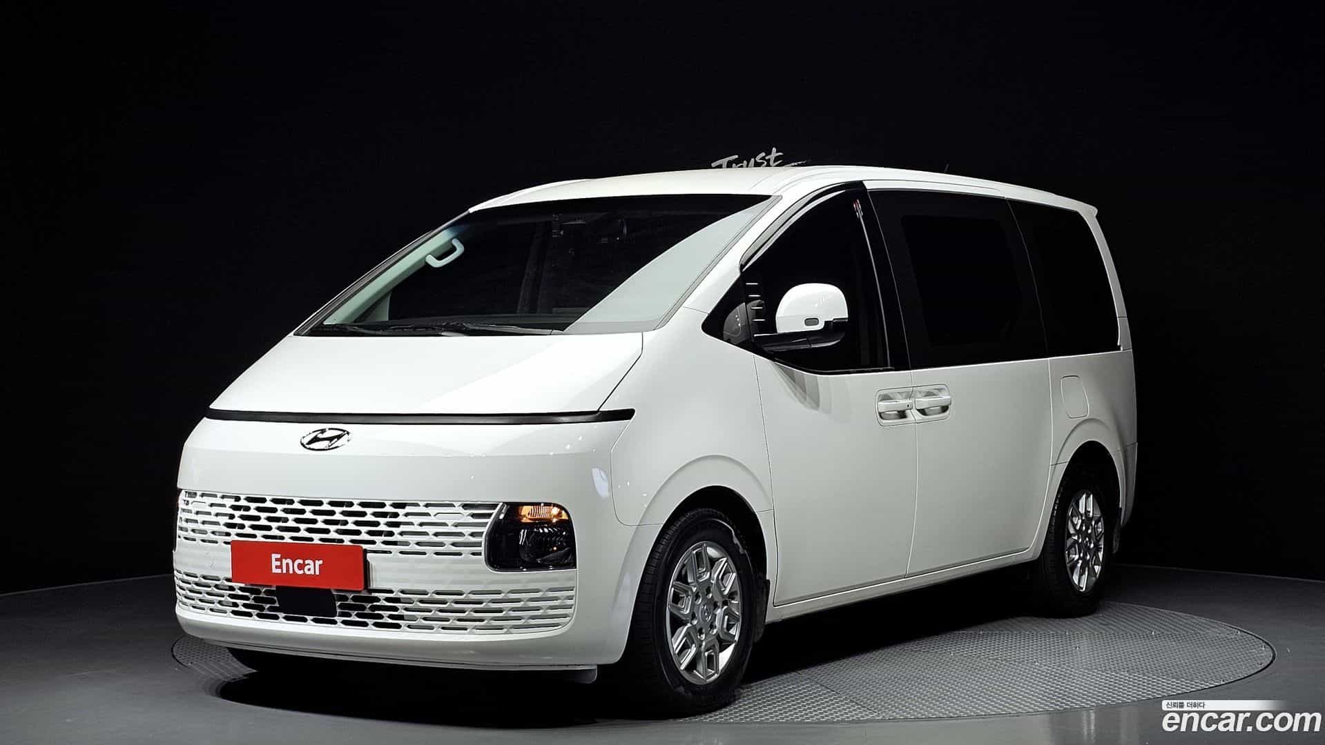 Staria Hyundai 2024.1-OUTER-001