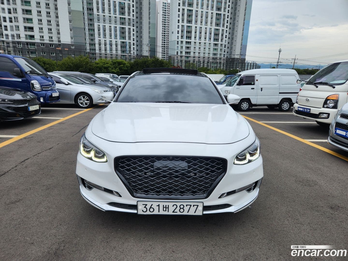 Main__Slider__Photo:Grandeur Hyundai 2018.2-0