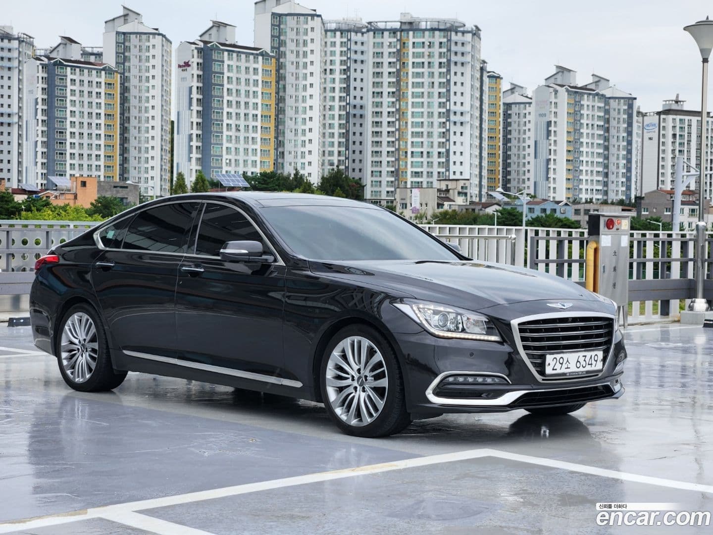 Main__Slider__Photo:G80 Genesis 2018.4-0