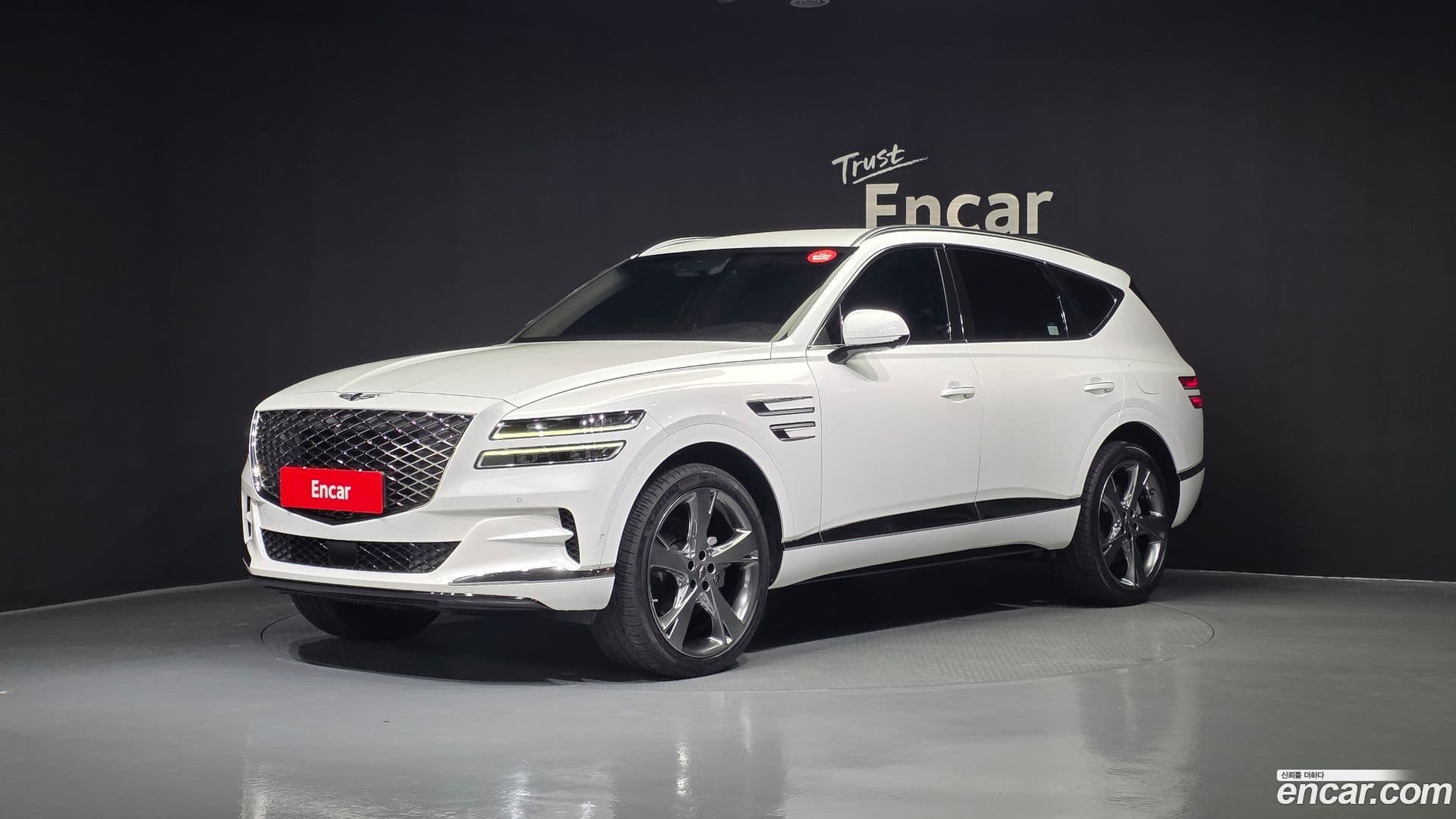 Main__Slider__Photo:GV80 Genesis 2020.10-0