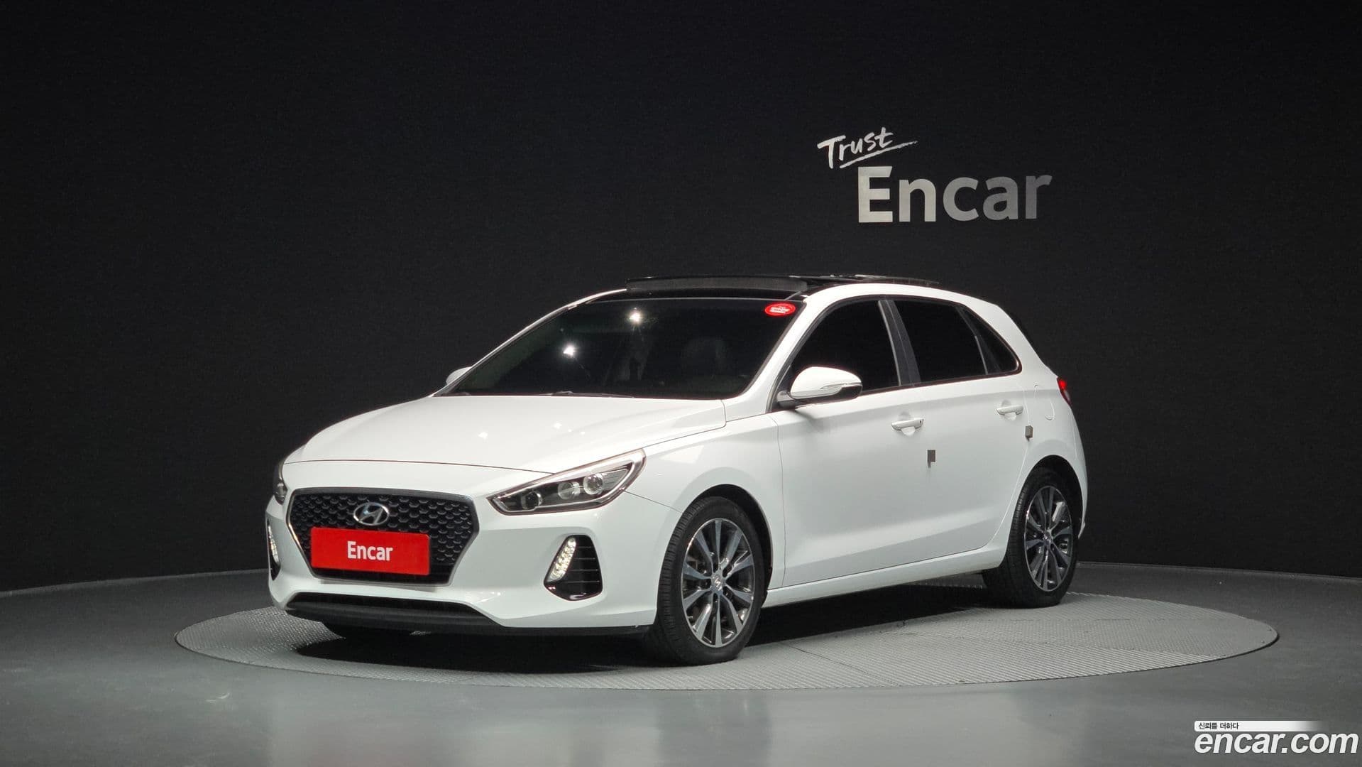 Main__Slider__Photo:i30 Hyundai 2017.2-0