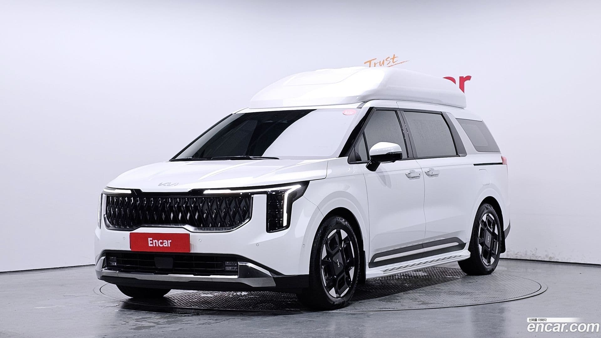 Main__Slider__Photo:Canival Kia 2024.0-0
