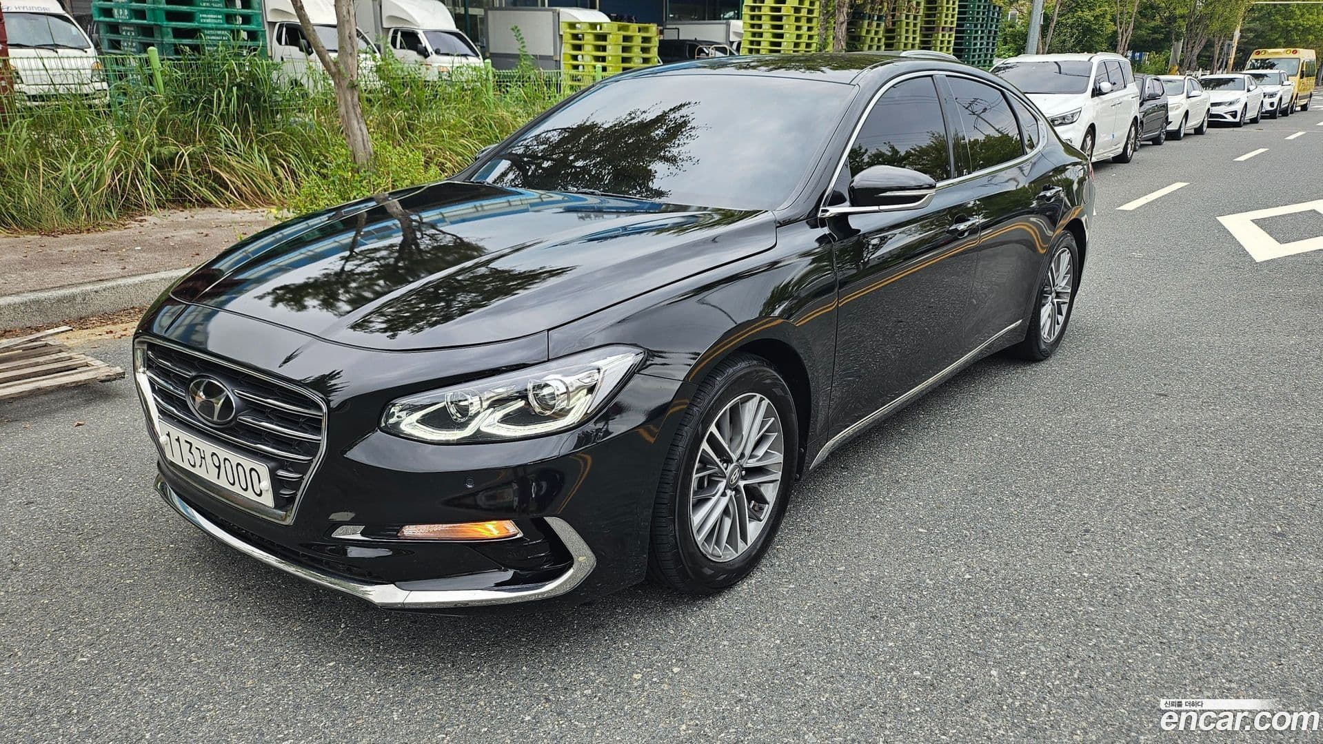 Main__Slider__Photo:Grandeur Hyundai 2018.1-0