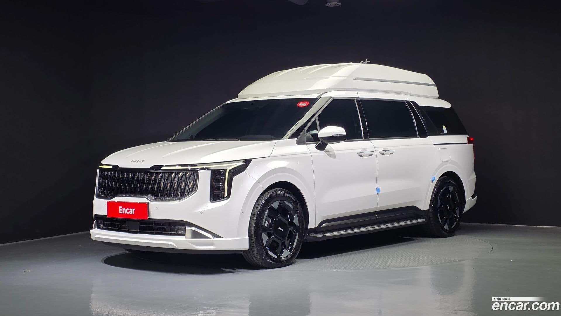 Main__Slider__Photo:Canival Kia 2024.2-0