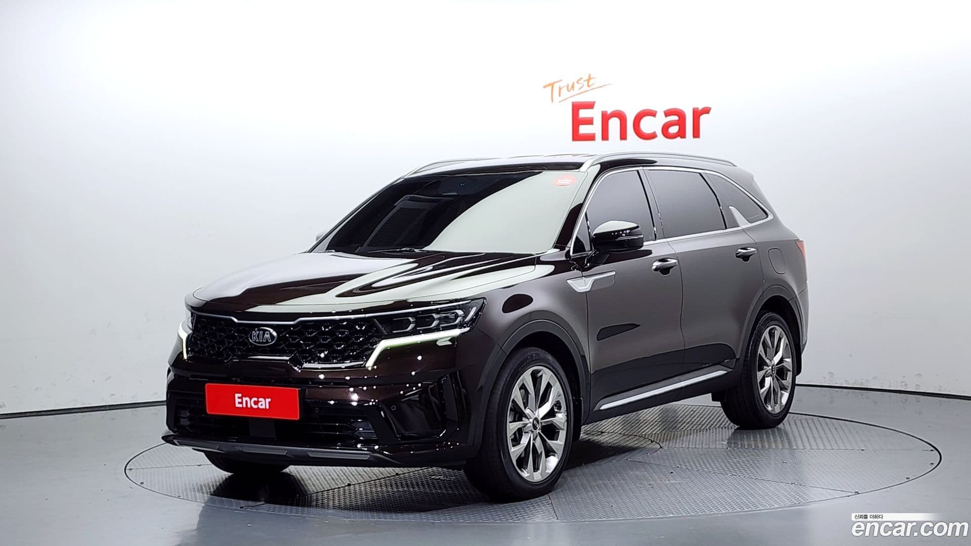 Main__Slider__Photo:Sorento Kia 2020.8-0