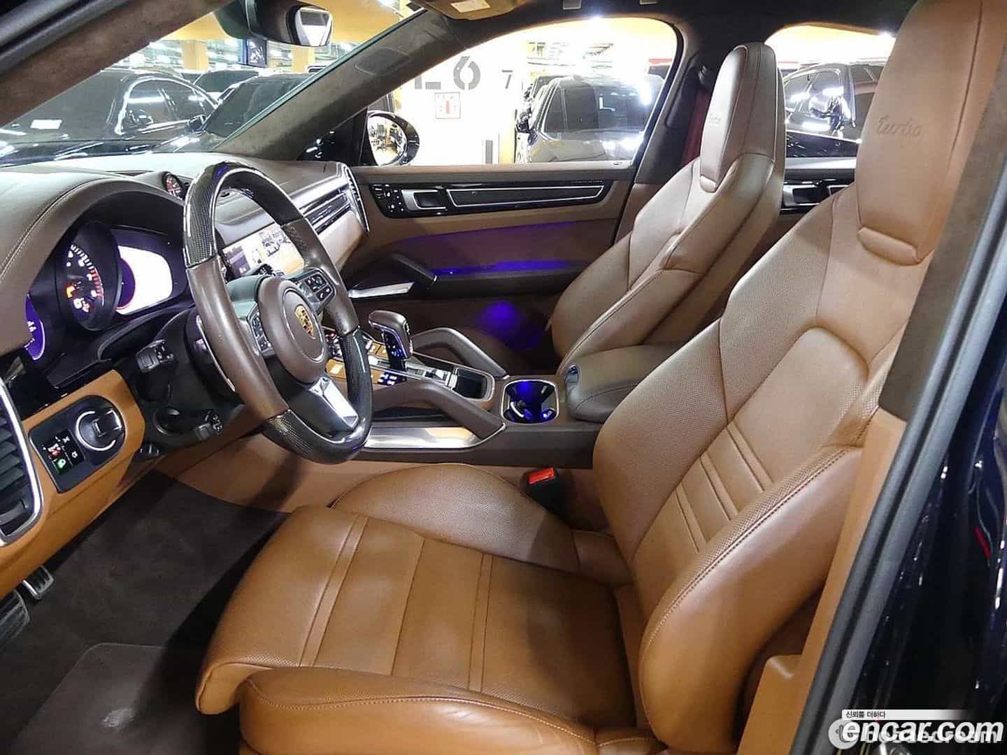 Cayenne Porsche 2021.2-INNER-008