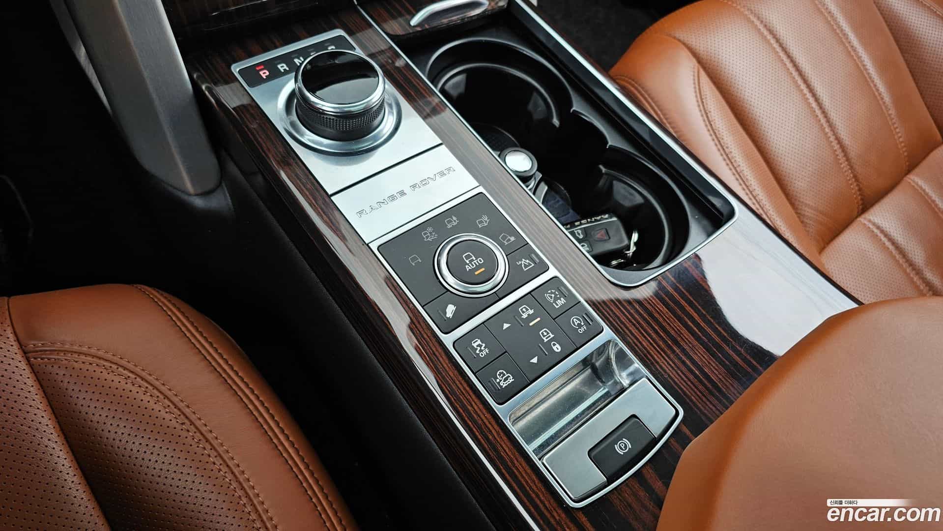 Range Rover Land Rover 2017.5-INNER-009