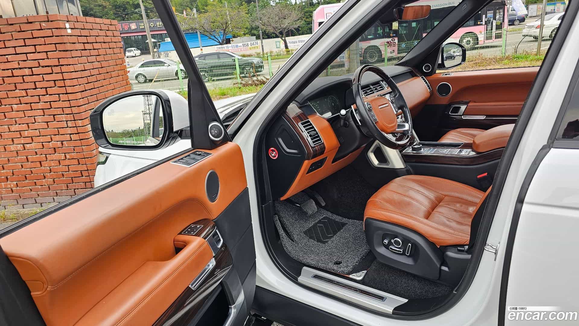 Range Rover Land Rover 2017.5-INNER-010