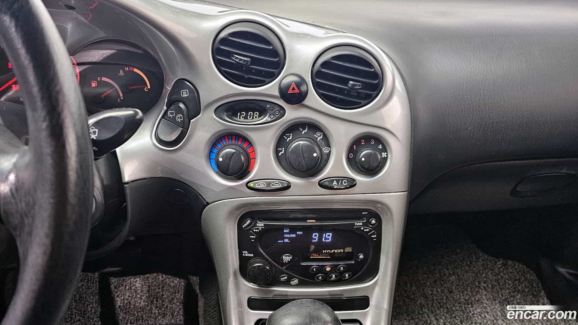 Tiburon Hyundai 1997.8-OPTION-017