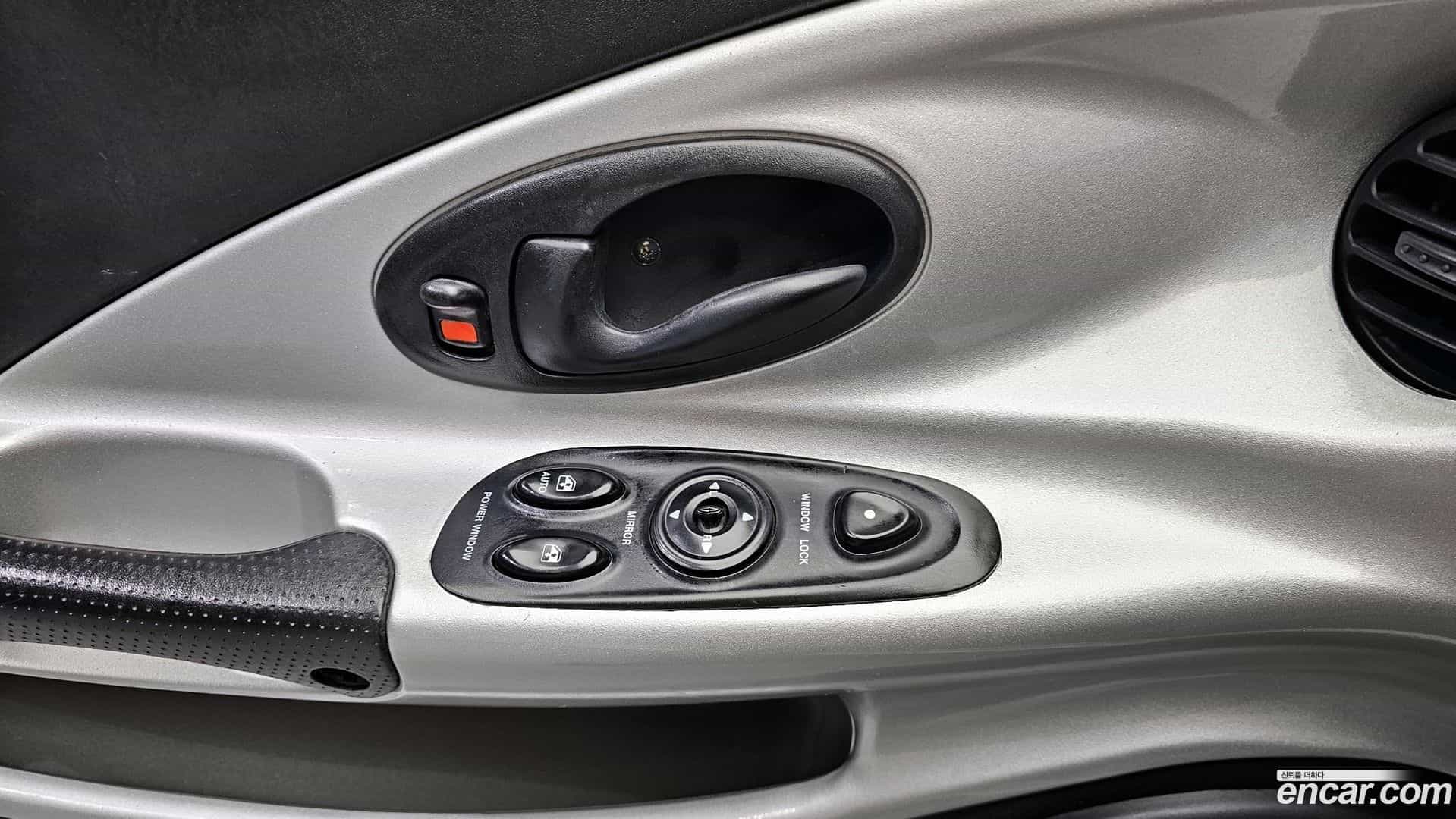 Tiburon Hyundai 1997.8-OPTION-021