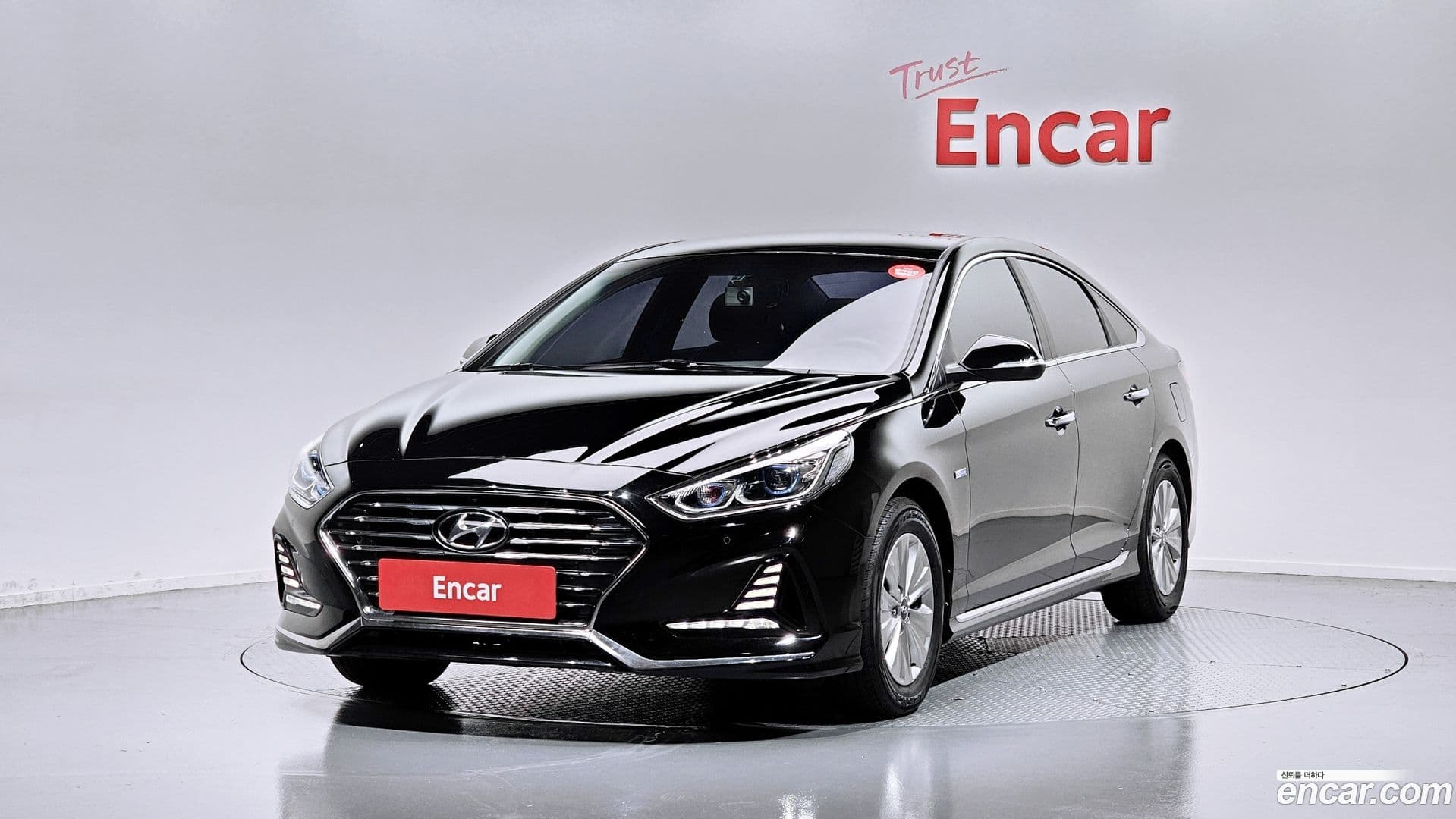 Main__Slider__Photo:Sonata Hyundai 2017.5-0
