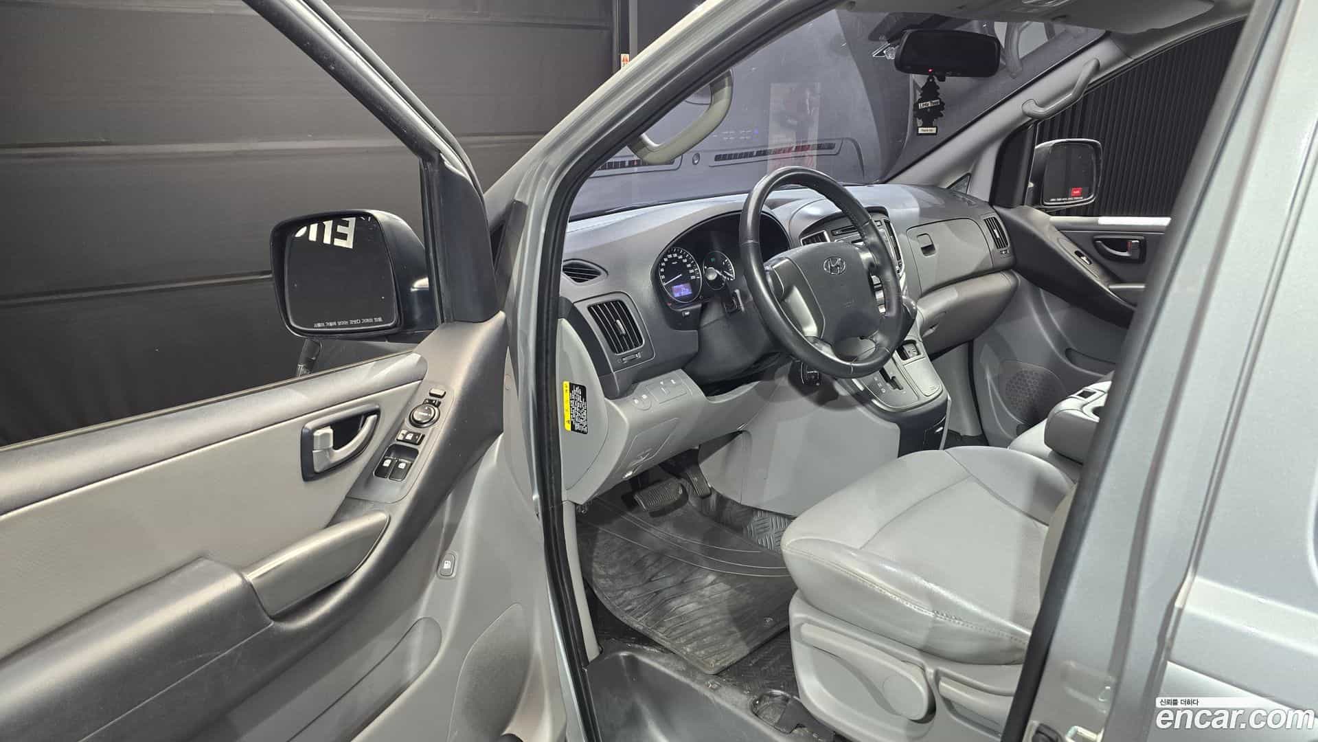 Starex Hyundai 2019.5-OPTION-015