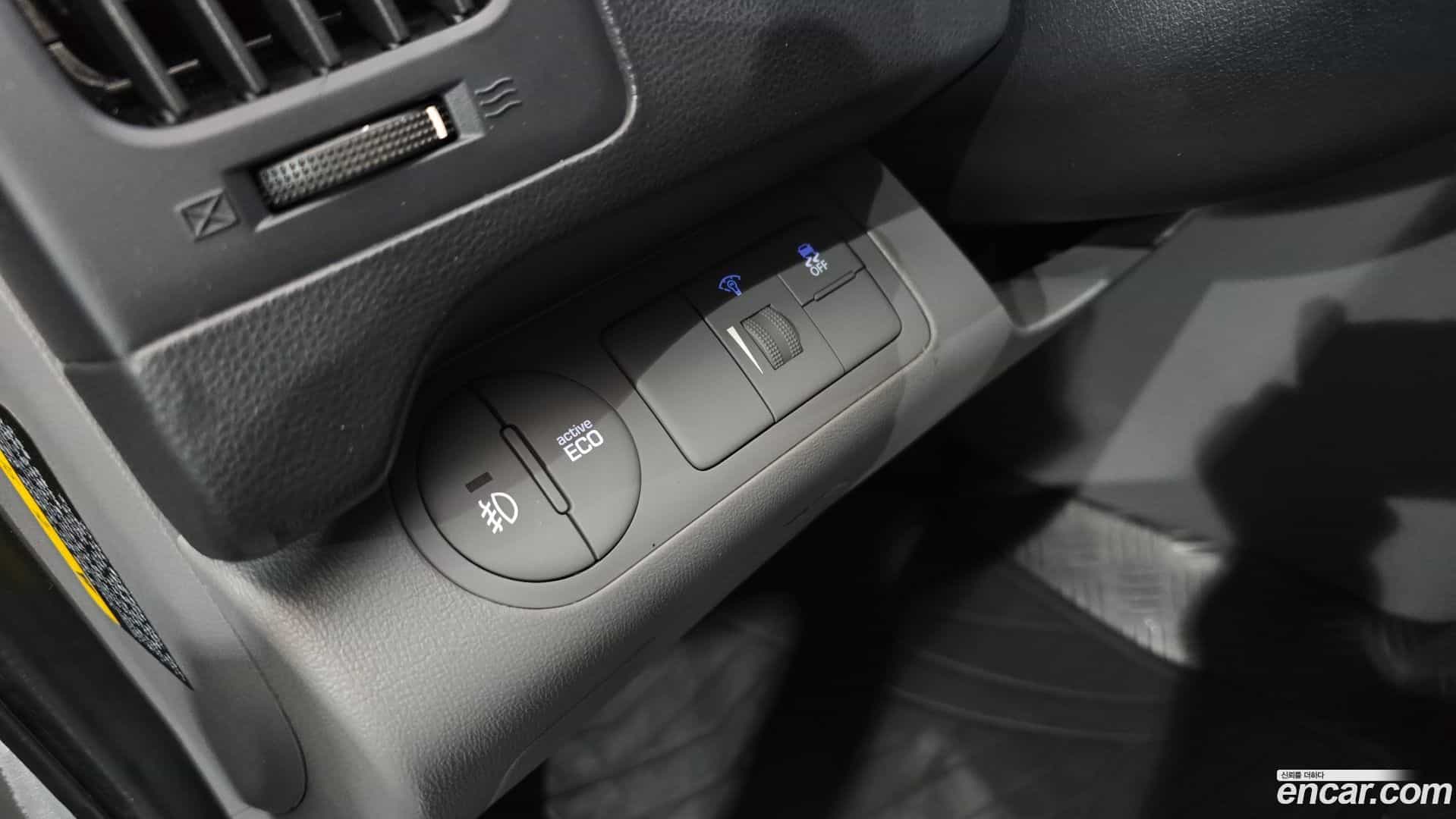 Starex Hyundai 2019.5-OPTION-020