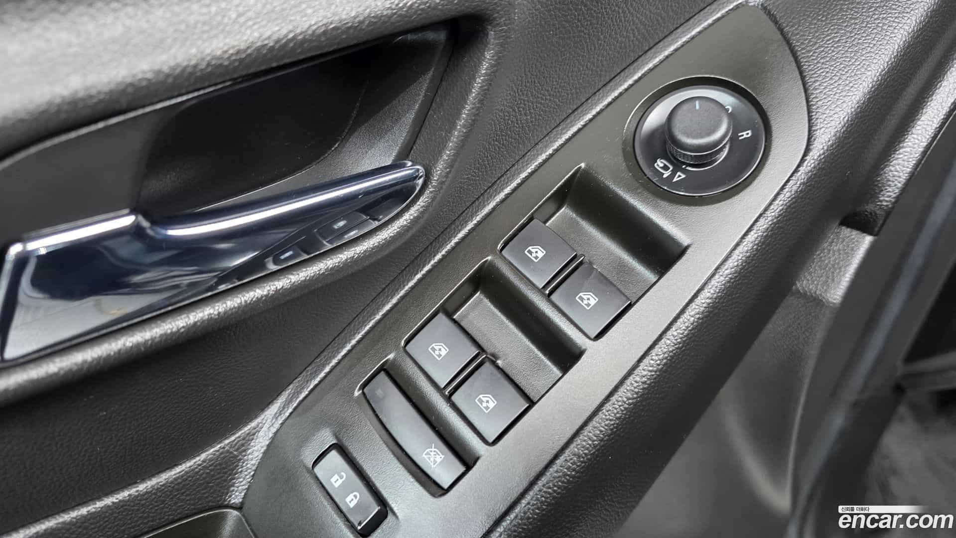 Trax Chevrolet 2017.11-OPTION-016