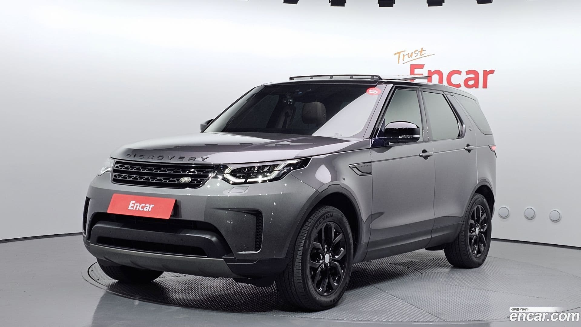 Main__Slider__Photo:Discovery Land Rover 2018.11-0