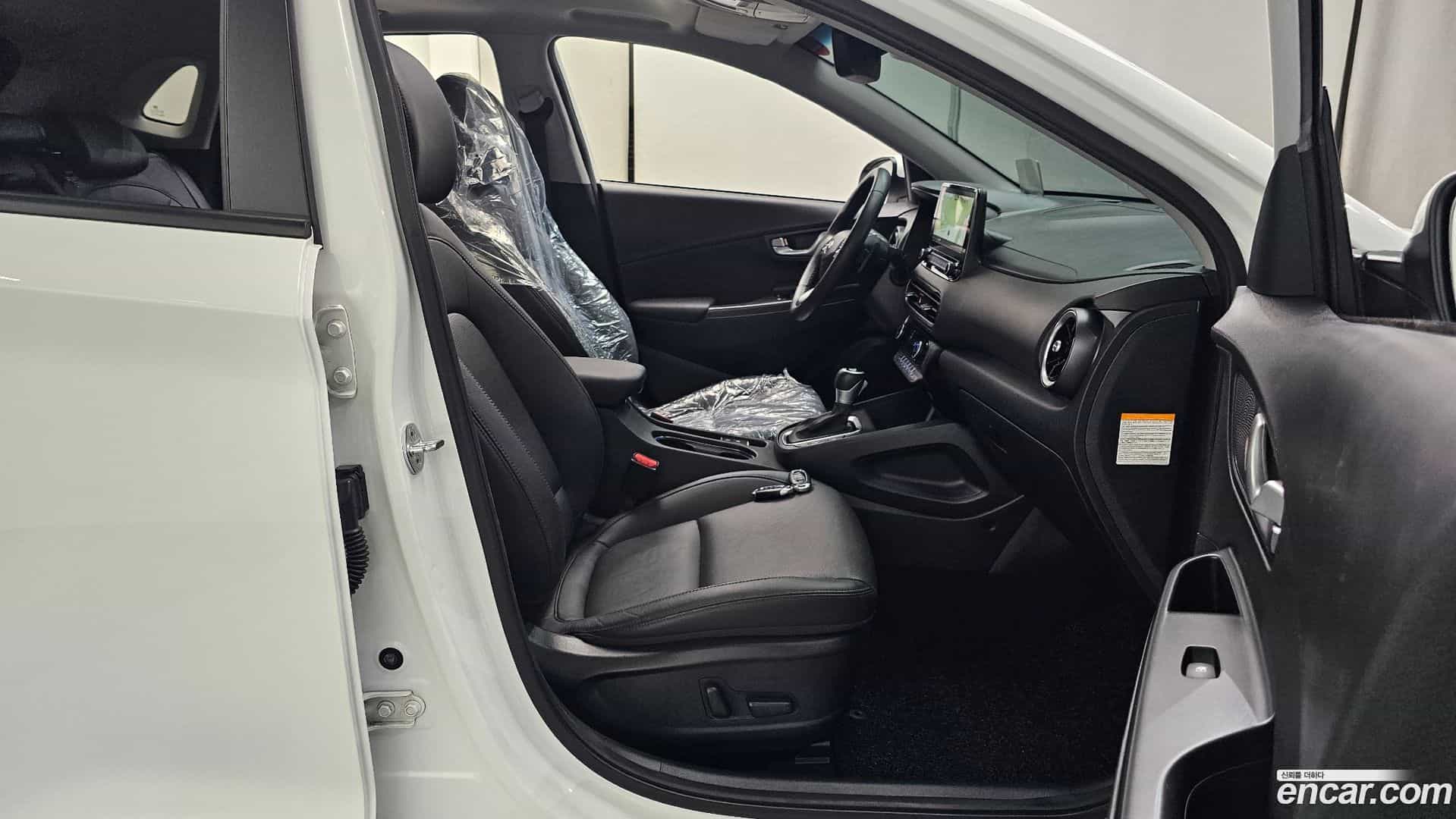 Kona Hyundai 2021.4-INNER-010