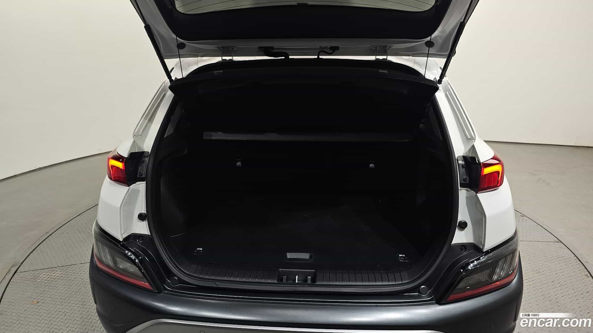 Kona Hyundai 2021.4-OPTION-024