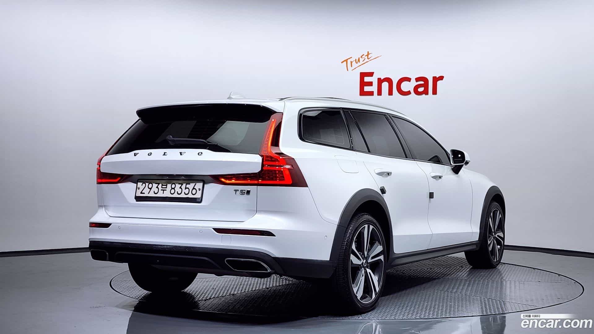 V60 Volvo 2020.1-OUTER-002