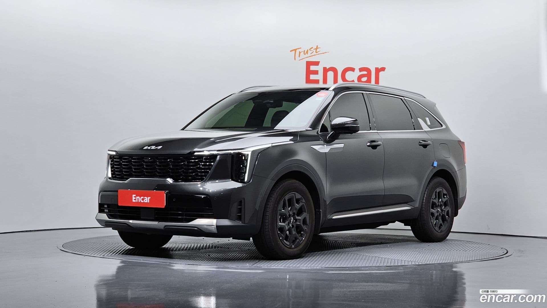 Main__Slider__Photo:Sorento Kia 2023.9-0