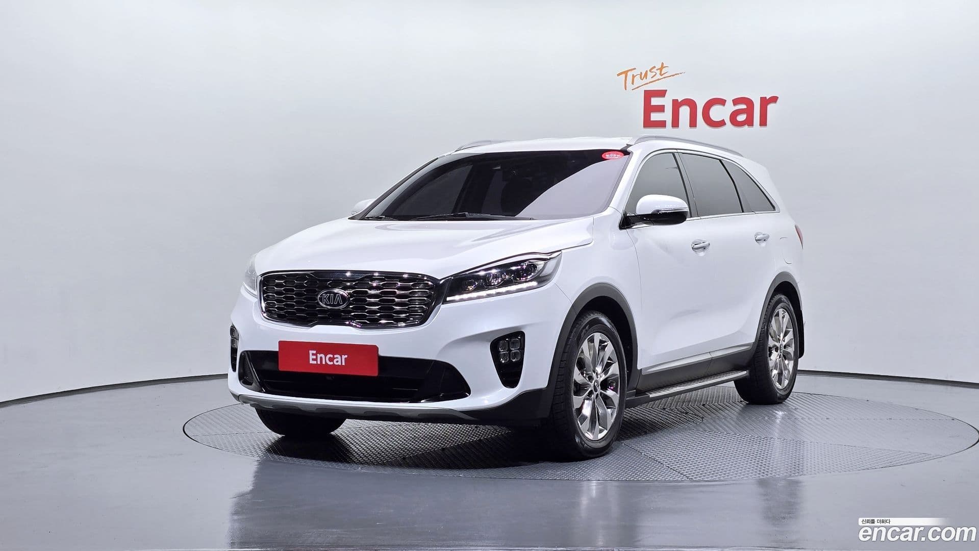 Main__Slider__Photo:Sorento Kia 2019.11-0