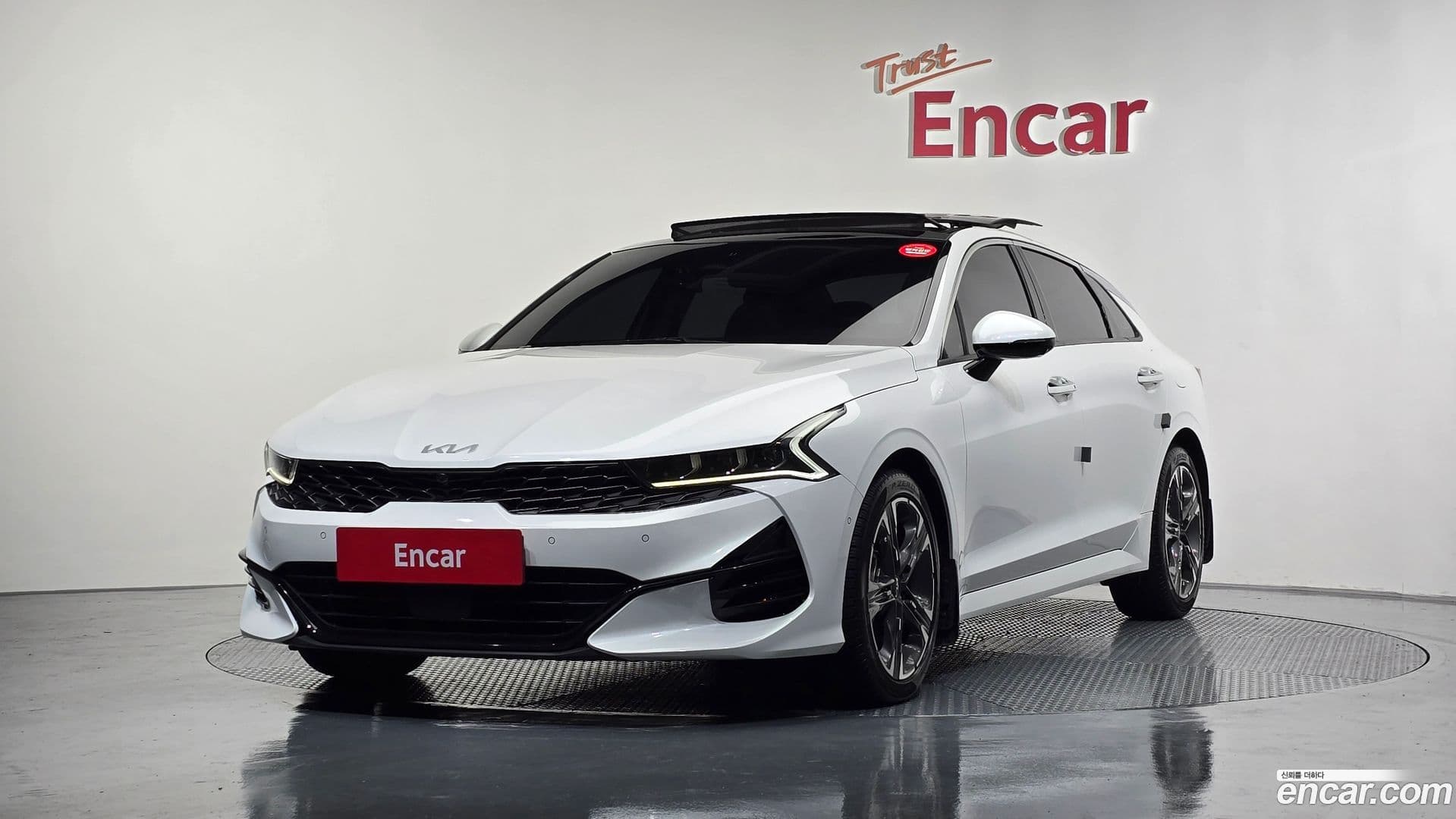 Main__Slider__Photo:K5 Kia 2023.1-0