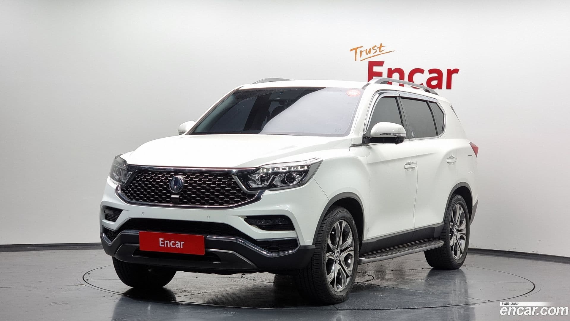 Main__Slider__Photo:Rexton KG Mobility 2019.8-0