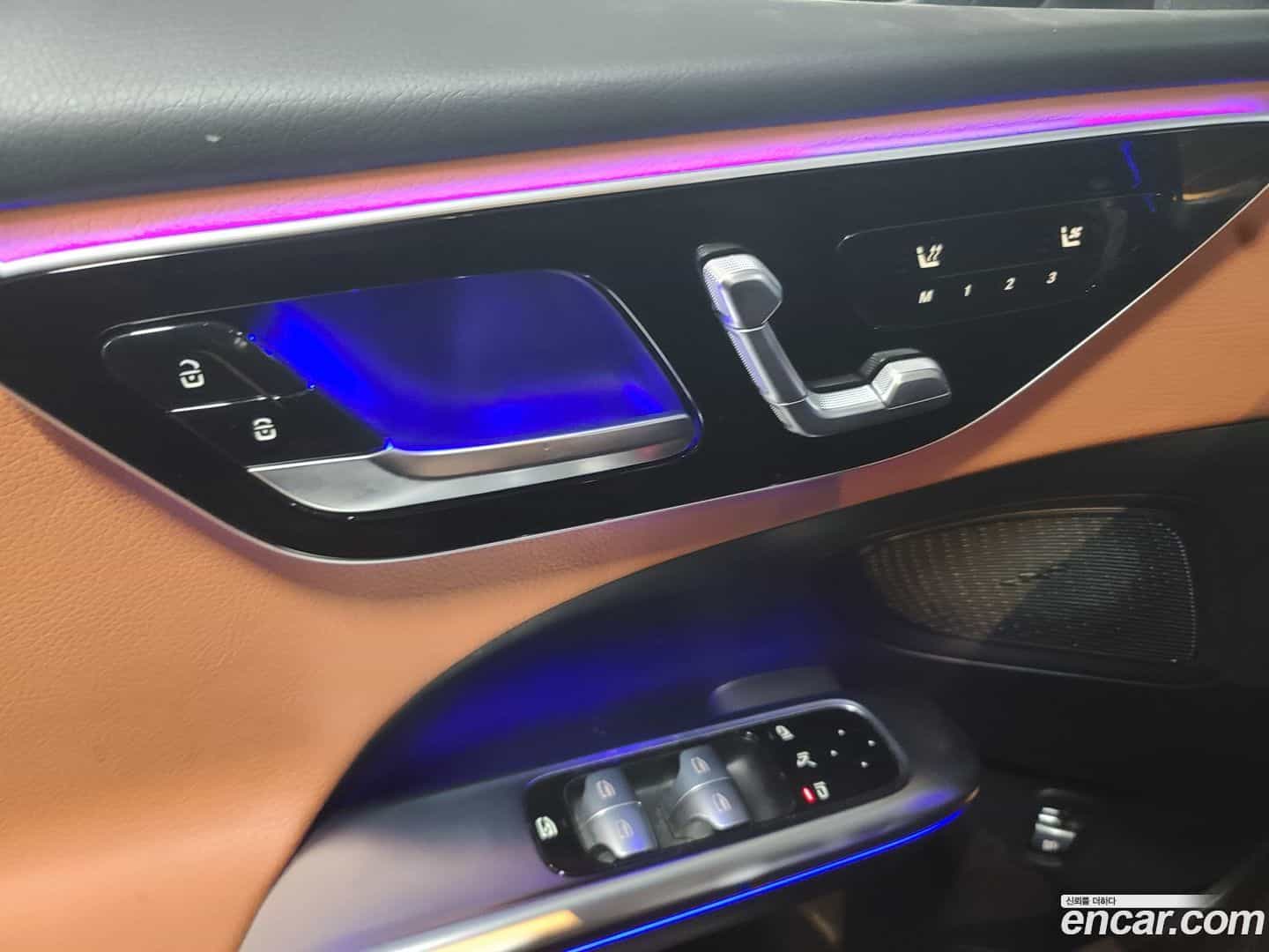C-Class Mercedes-Benz 2022.4-OPTION-020