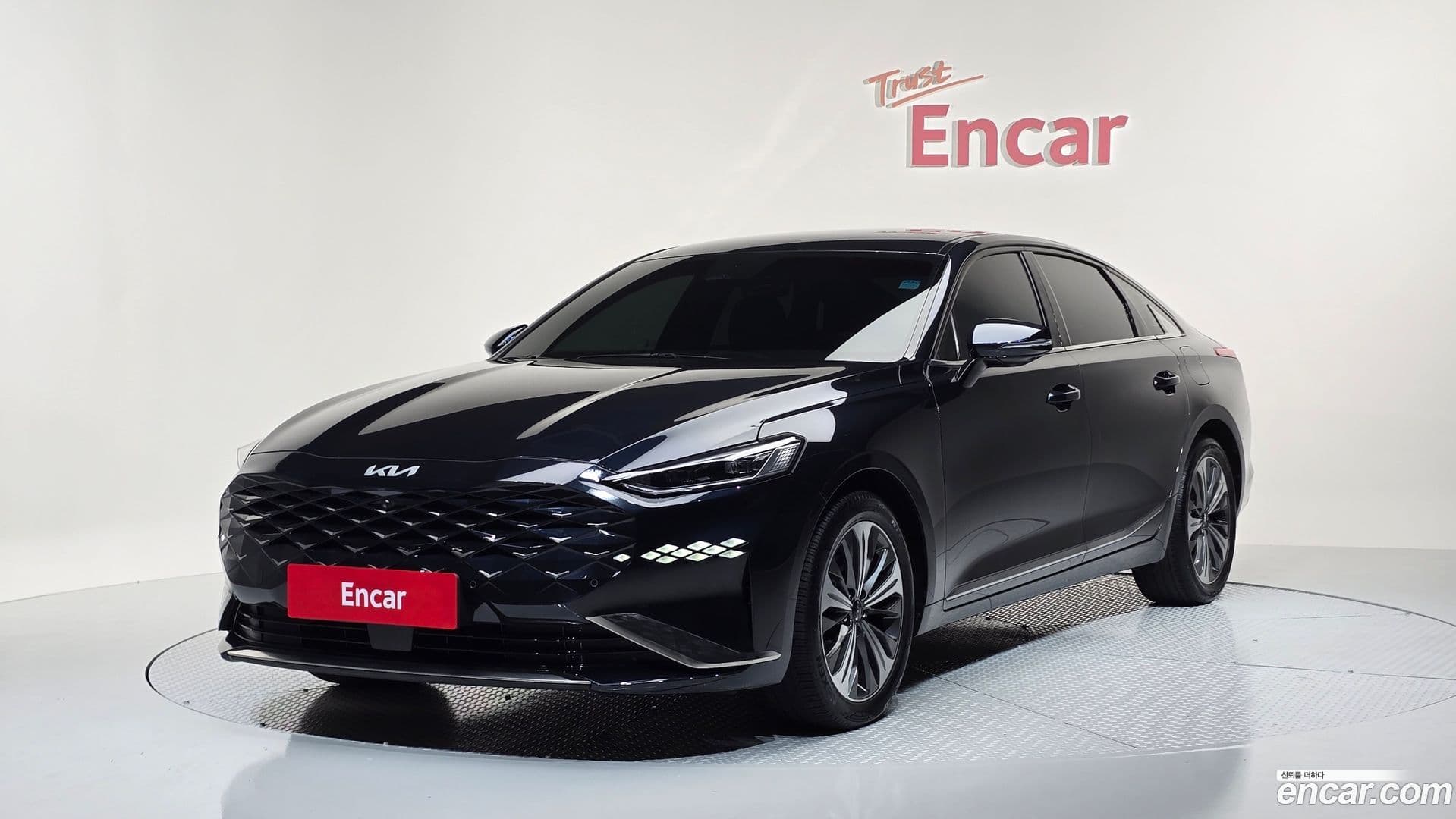 Main__Slider__Photo:K8 Kia 2021.8-0
