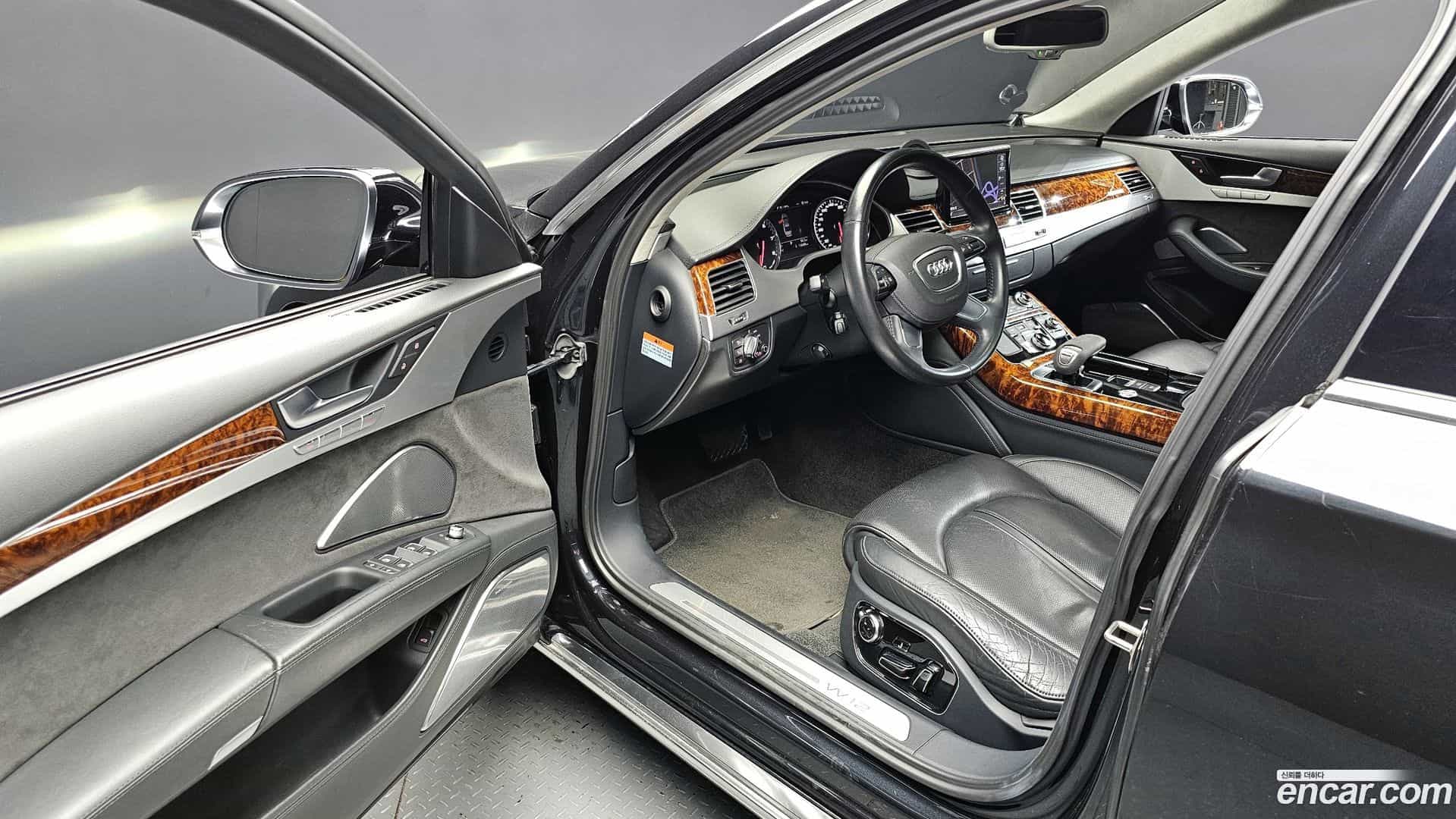 A8 Audi 2011.5-OPTION-015