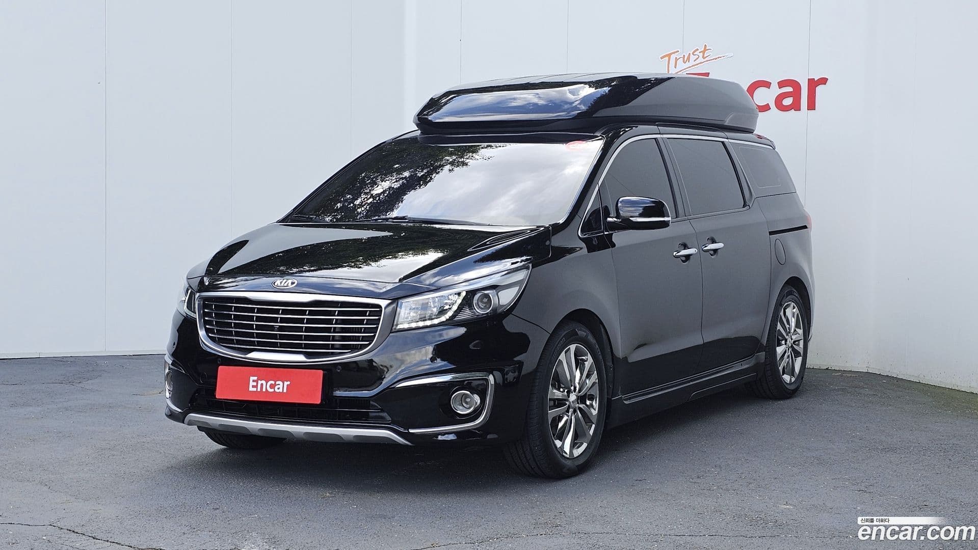 Main__Slider__Photo:Canival Kia 2018.4-0