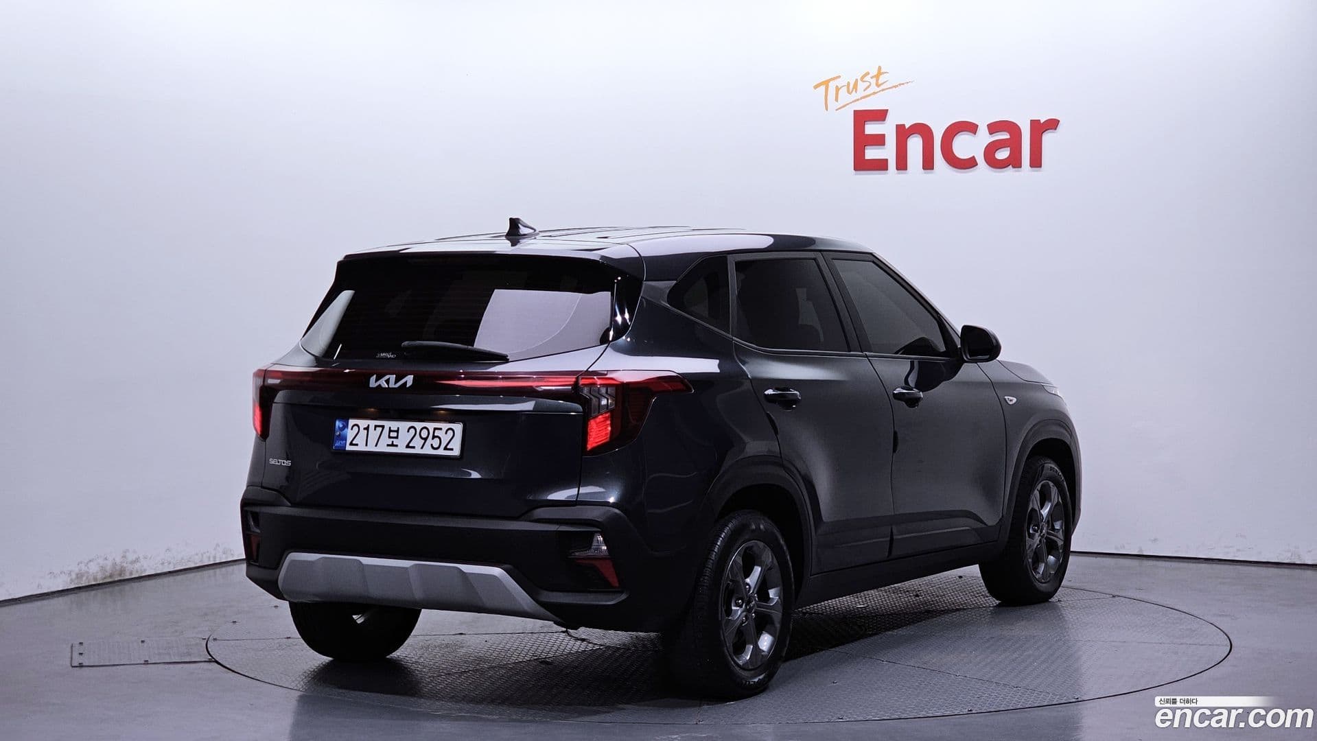Main__Slider__Photo:Seltos Kia 2023.1-0