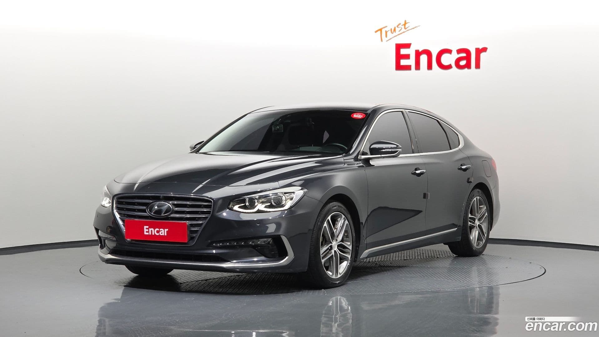 Main__Slider__Photo:Grandeur Hyundai 2017.2-0