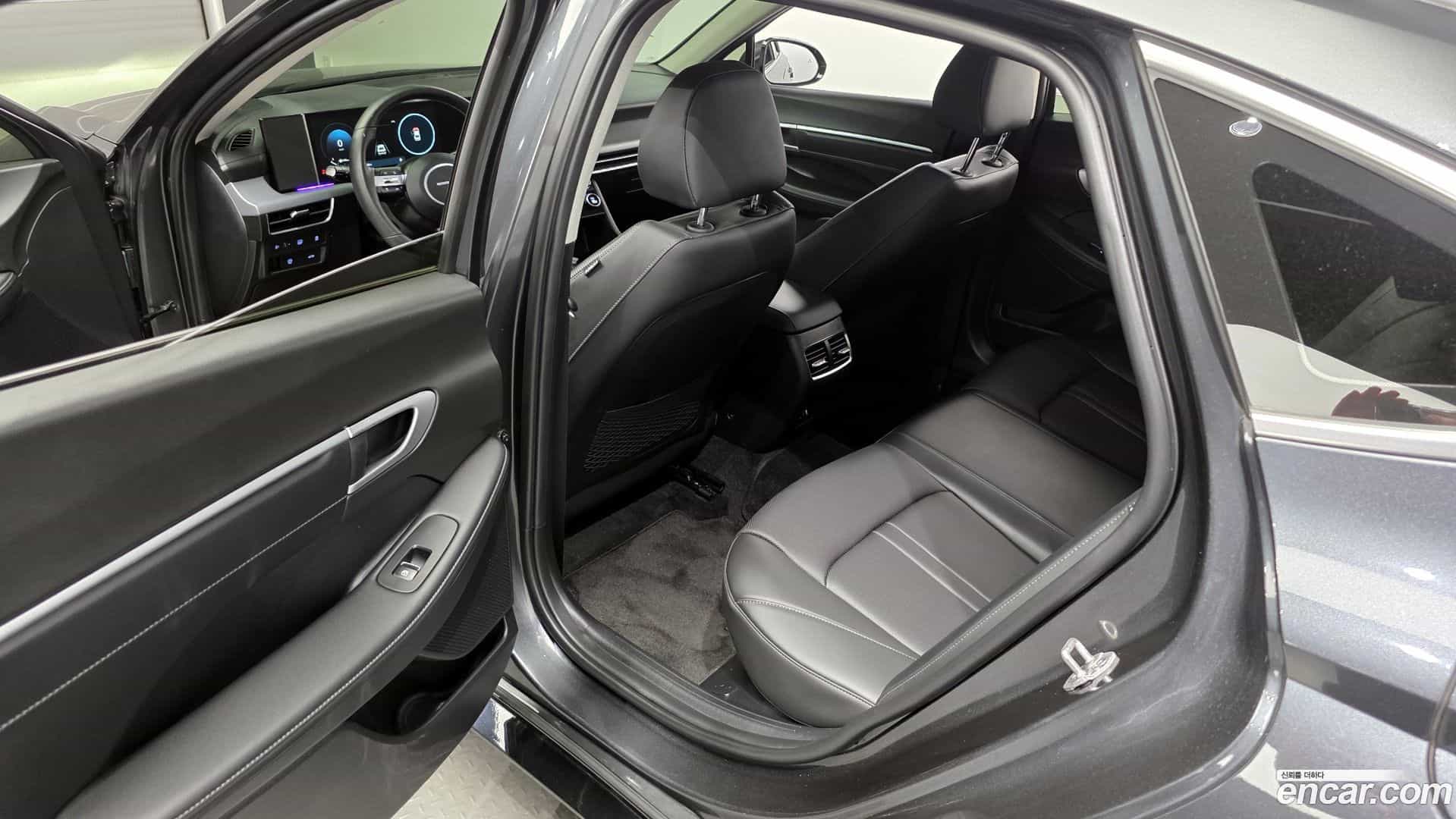 Sonata Hyundai 2025.1-OPTION-015
